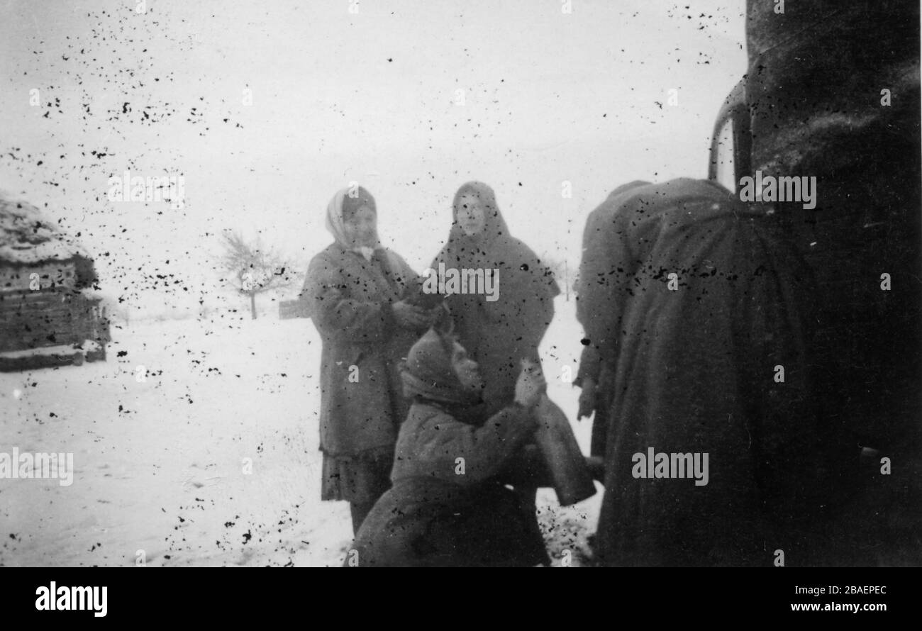 Historisches Foto des zweiten Weltkriegs/zweiten Weltkriegs: deutsche Invasion - Waffen-SS-Trojer in der UdSSR (Weißrussland) - 1942 Borisow (Barysaw Minsk-Region) Stockfoto
