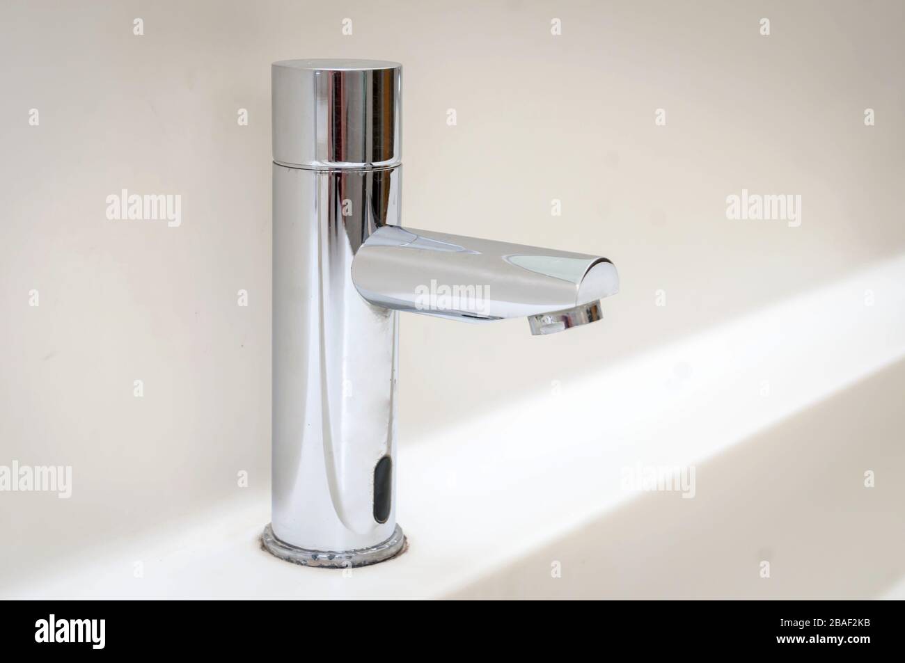 Wasserhahn Aus Stahl Stockfotos und -bilder Kaufen - Alamy