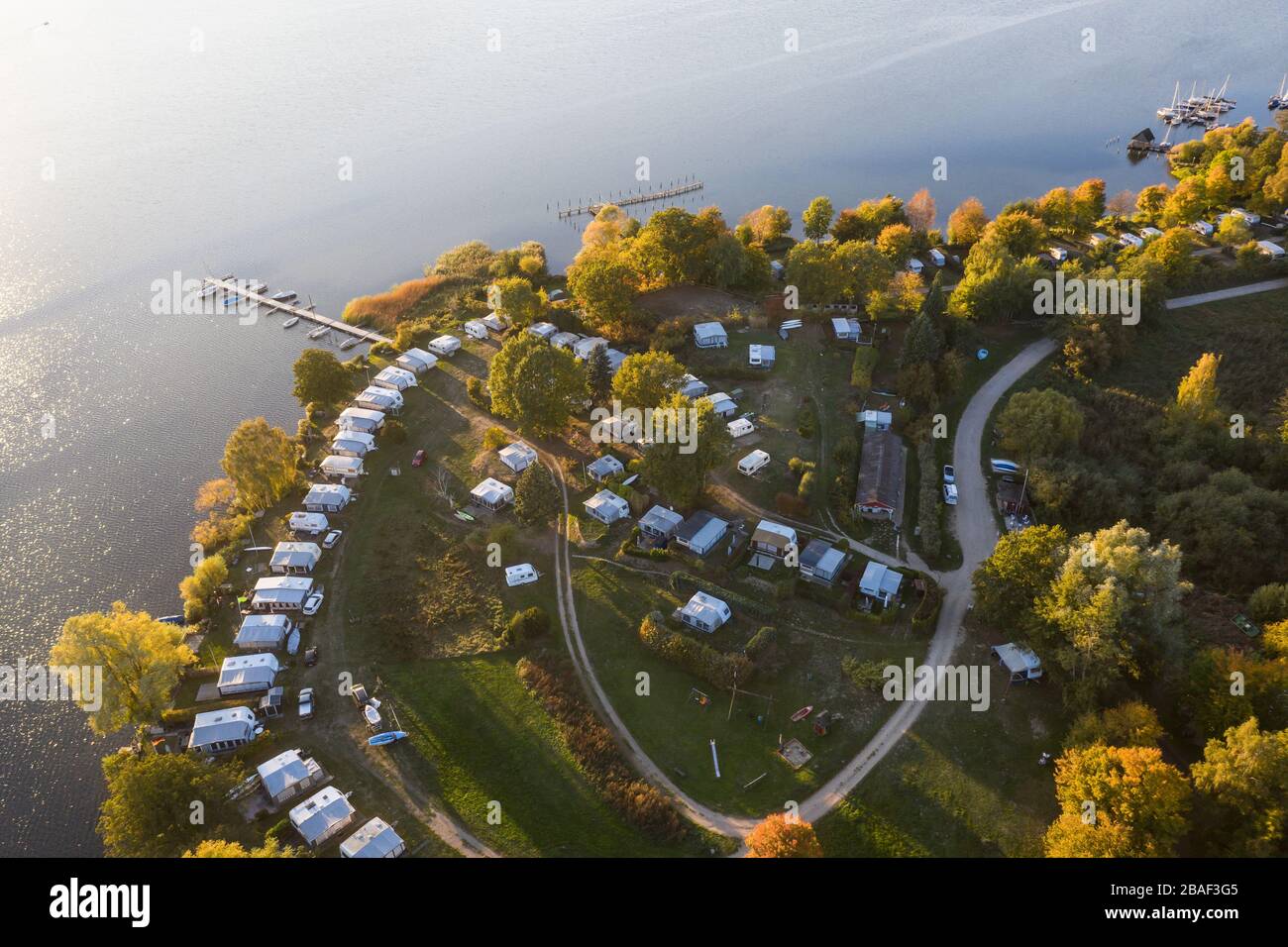 Luftbild des Campingplatzes in Ratzeburg Stockfoto