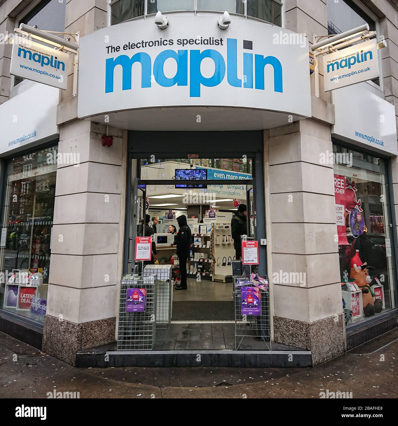 Maplin Electronic Store, London. Das Flagshipstore für den inzwischen bankrotten Elektroeinzelhändler im Londoner West End nahe der Oxford Street. Stockfoto
