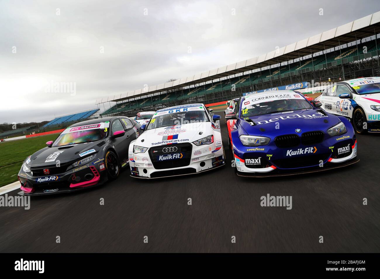 Tom Chilton (GBR) - BTC Racing Honda Civic Type R, Bobby Thompson (GBR) - TradePriceCars.com Audi S3 Saloont, Stephen Jelley (GBR) - Team Parker Racin Stockfoto