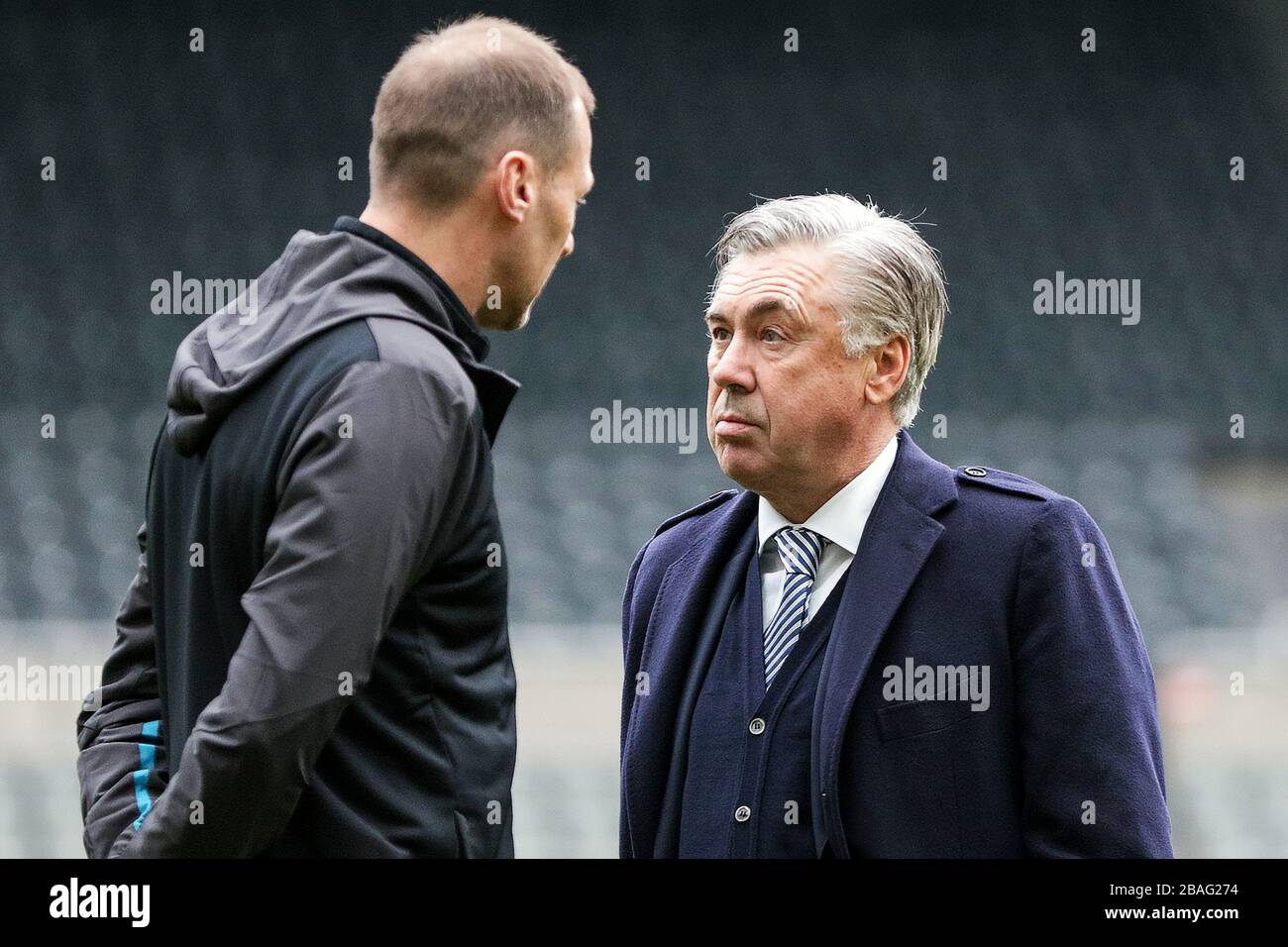 Manager von Everton, Carlo Ancelotti und Assistant, Duncan Ferguson - Newcastle United V Everton, Premier League, St James' Park, Newcastle upon Tyne - 28. Dezember 2018 nur redaktionelle Verwendung - es gelten die Einschränkungen für DataCo Stockfoto