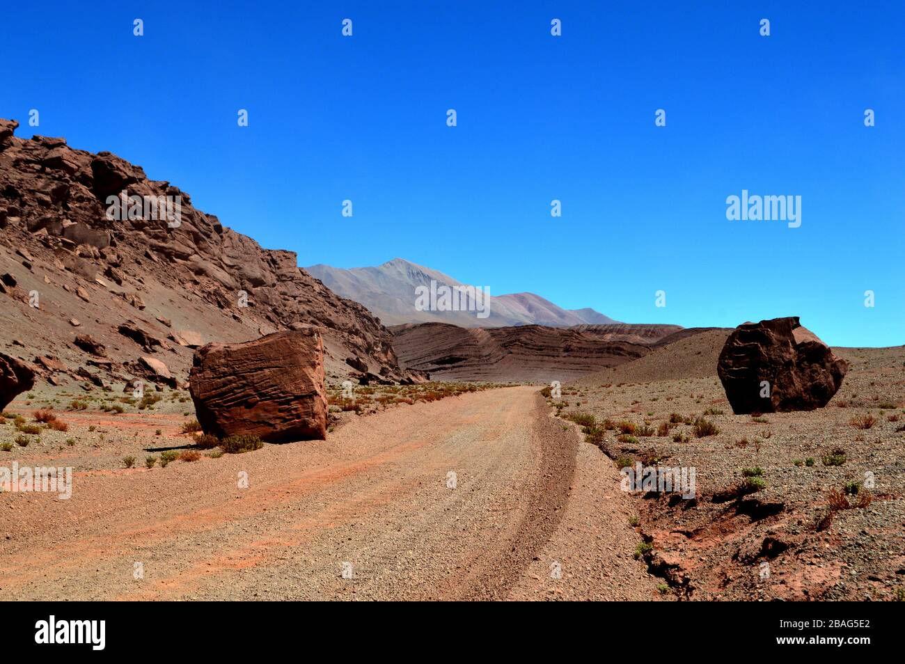 Die Farbe und die Kraft der Natur in der Wüste des Teufels, Tolar Grande, Salta, Argentinien. Stockfoto