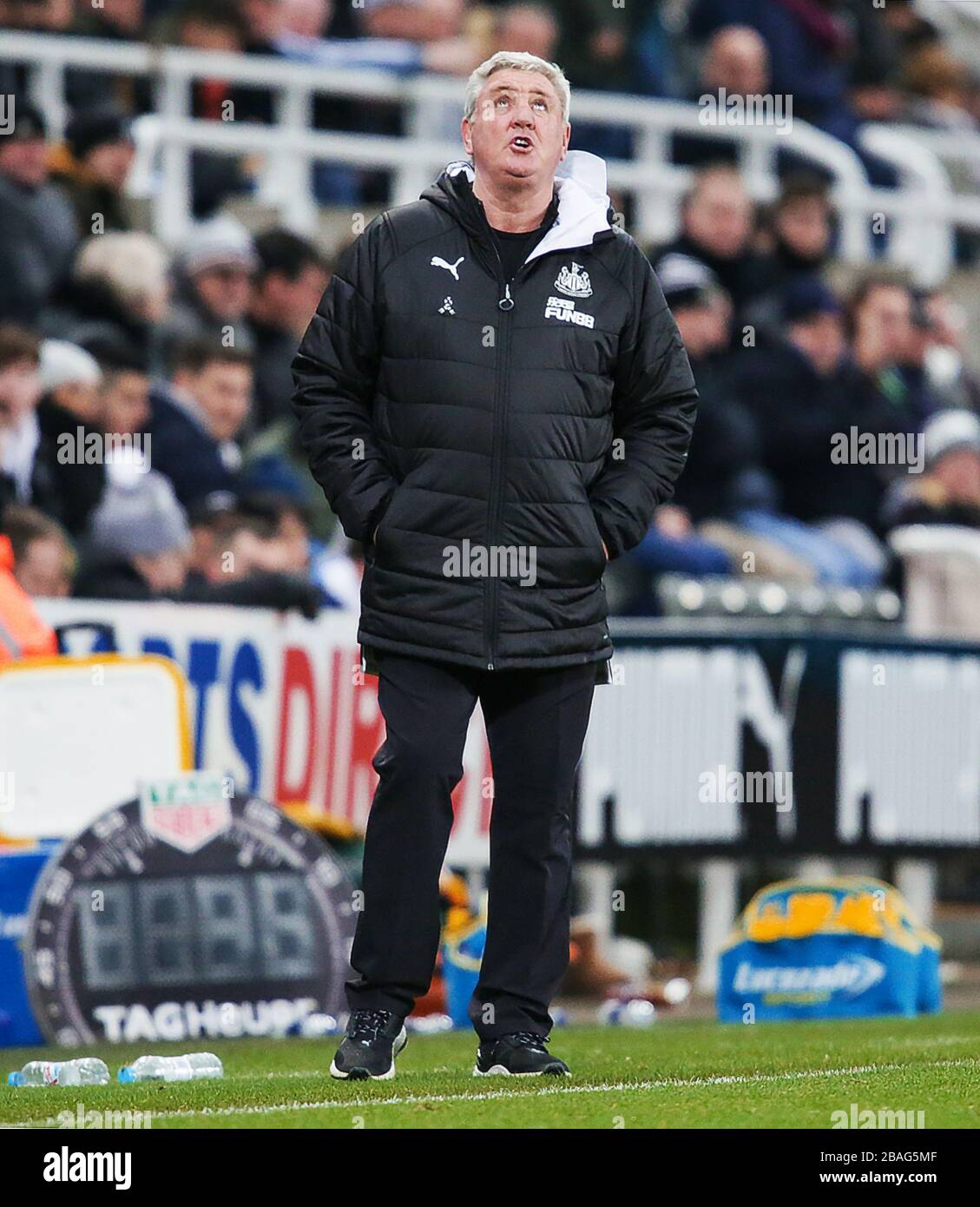 Manager von Newcastle United, Steve Bruce - Newcastle United gegen Leicester City, Premier League, St James' Park, Newcastle upon Tyne, Großbritannien - 1. Januar 2020 nur redaktionelle Verwendung - es gelten Einschränkungen für DataCo Stockfoto