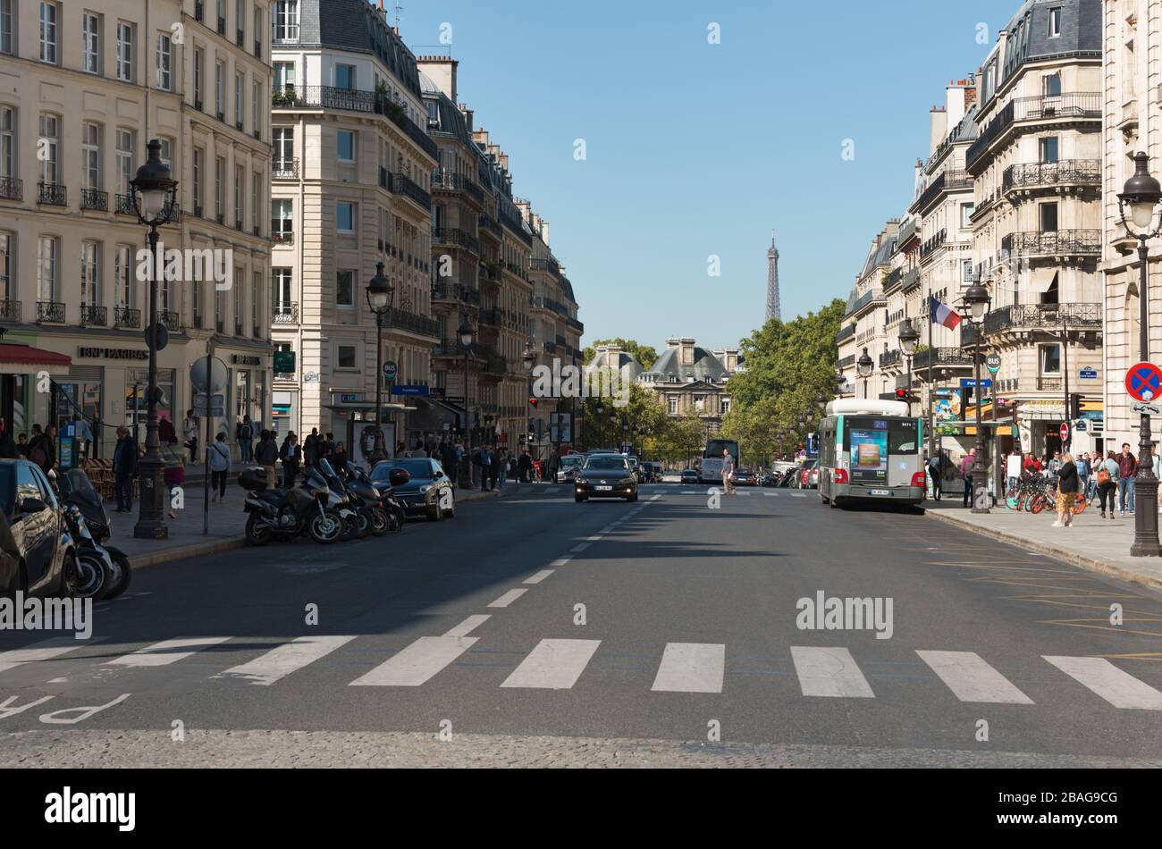 Rue Soufflot in Paris. Die Straße ist nach Jacques-Germain Soufflot (1713-1780), Architekt des Panthéon de Paris, benannt Stockfoto