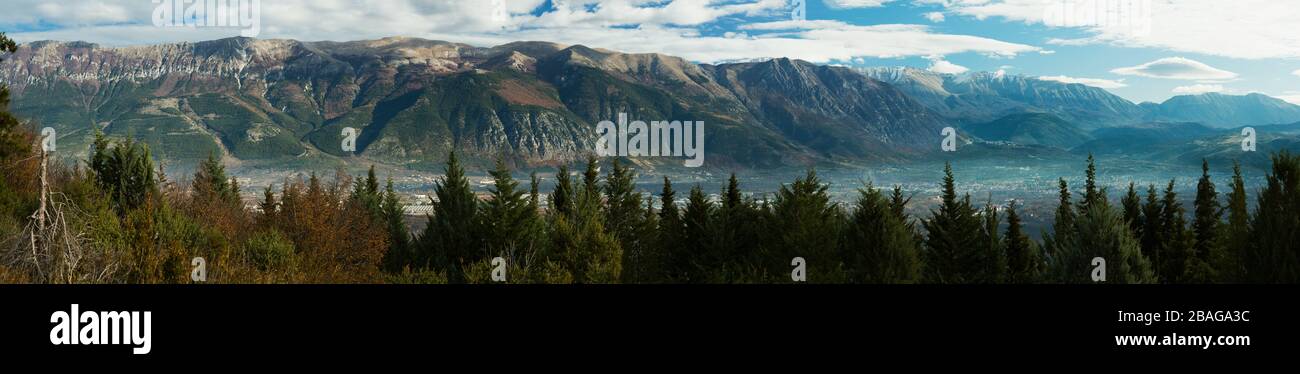 Großformatiges Bild von Peligna Valley Stockfoto