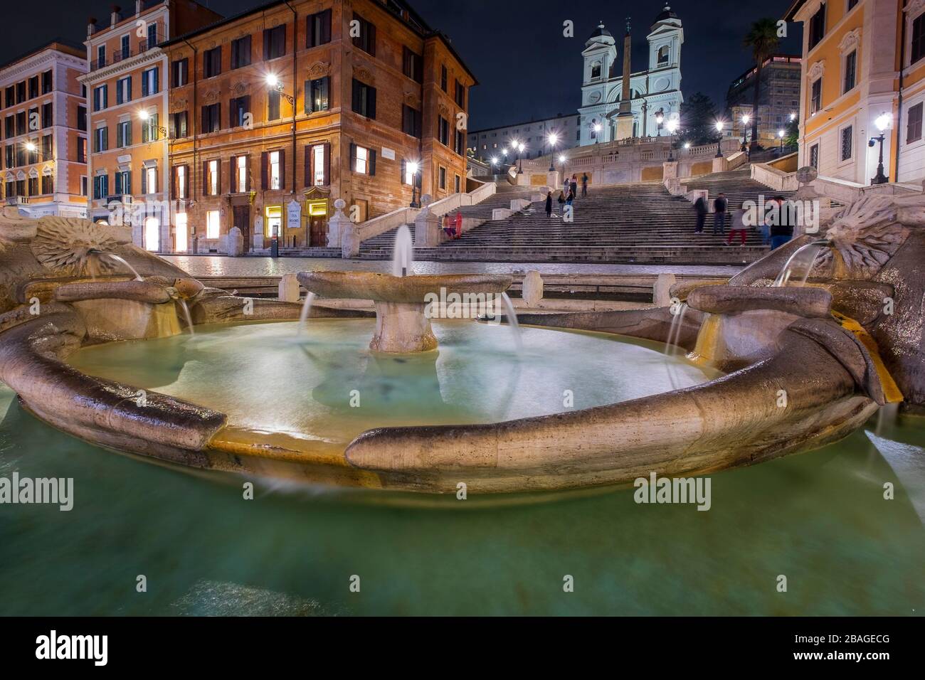 Blick auf den spanischen Platz und die Fontana della Barcaccia, Piazza di Spagna. Rom Stockfoto