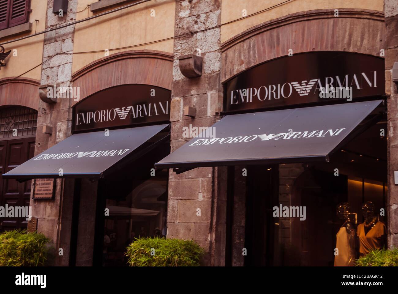Emporio Armani Di Micheletti Luigi Shop Logo in der Via Guglielmo Oberdan Straße von Pisa, Toskana Stockfoto