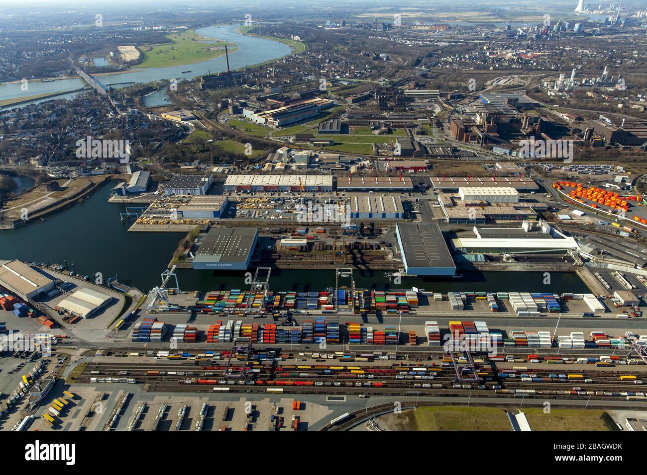 , Containerterminal im Duisburger Hafen am Kanal Vinckekanal in Duisburg-Ruhrort, 12.03.2015, Luftaufnahme, Deutschland, Nordrhein-Westfalen, Ruhrgebiet, Duisburg Stockfoto