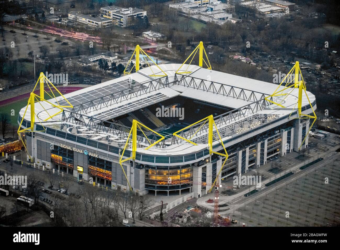 , Stadion Westfalenstadion des Dortmunder BVB, 17.12.2013, Luftbild, Deutschland, Nordrhein-Westfalen, Ruhrgebiet, Dortmund Stockfoto