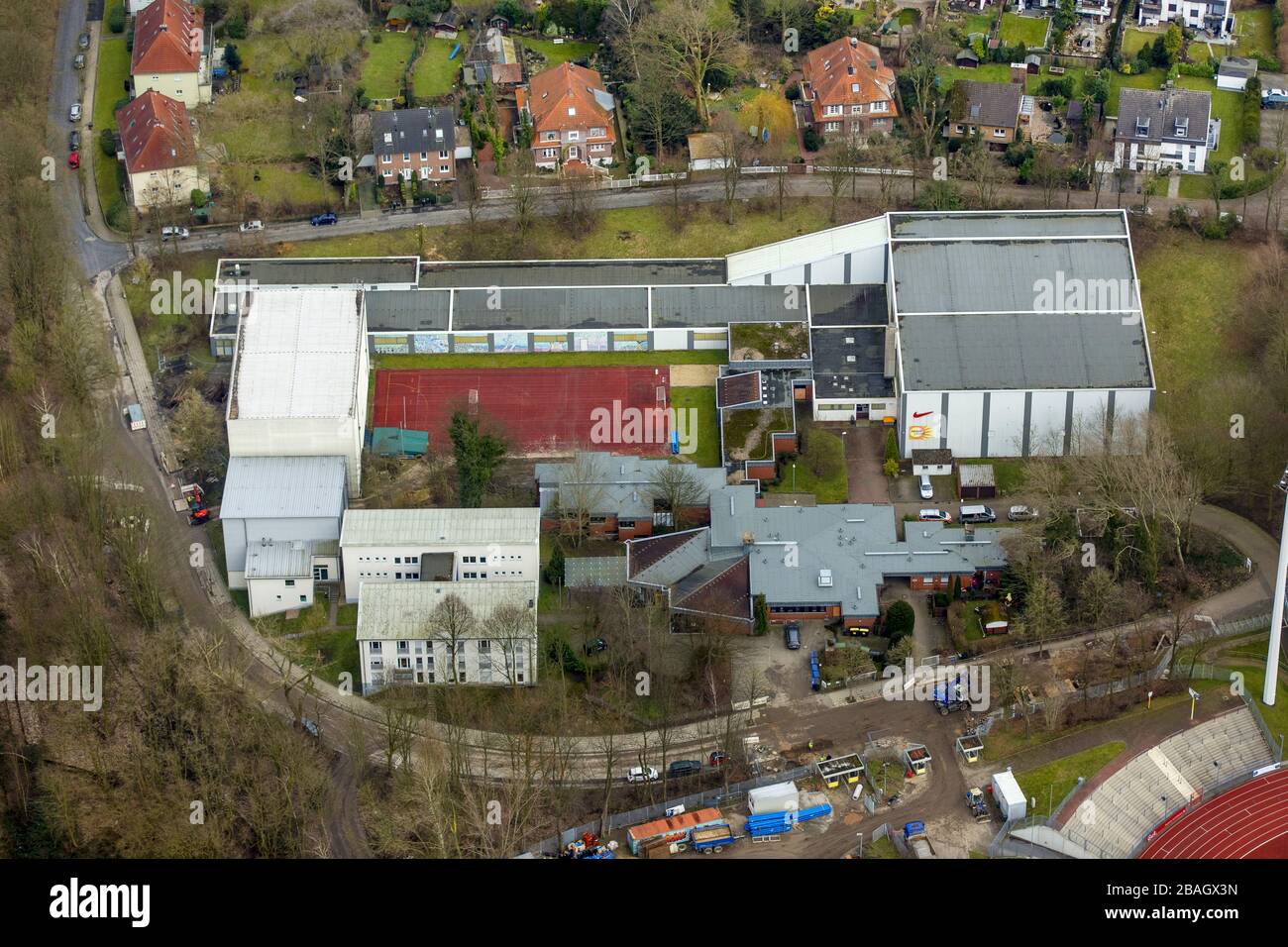 Das Olympiazentrum Westfalen in Bochum-Wattenscheid verwaltet unter anderem die Schwerpunkte Sportathletik, rhythmische Gymnastik und Wasserball, 26.02.2015, Luftaufnahme, Deutschland, Nordrhein-Westfalen, Ruhrgebiet, Bochum Stockfoto