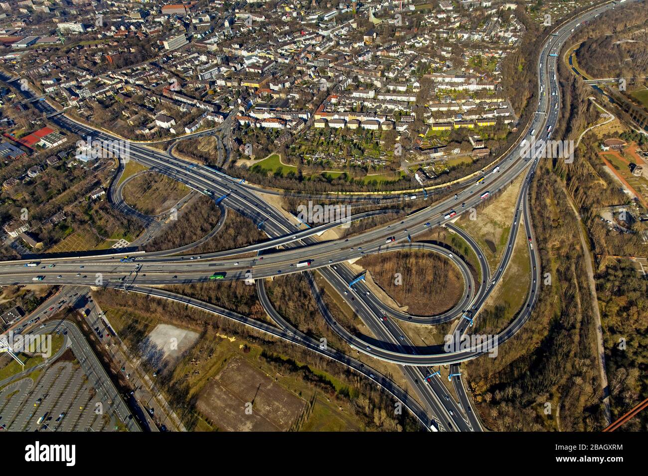 , Autobahnkreuz Duisburg Nord der A42 und A59, 12.03.2015, Luftbild, Deutschland, Nordrhein-Westfalen, Ruhrgebiet, Duisburg Stockfoto