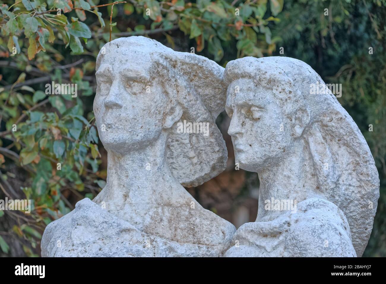 Hängte Frauen des Gjirokastra-Denkmals in Gjirokaster Albanien auf Stockfoto