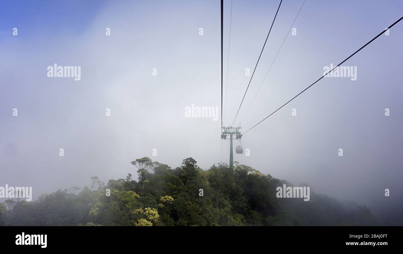 Seilbahn in Bana-Hügeln in vietnam Stockfoto