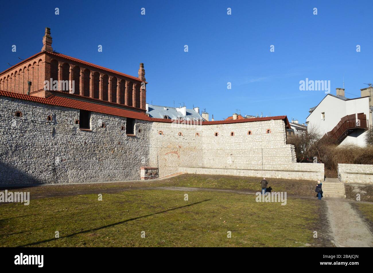 Er baut die Synagoge in Krakow, Polen Stockfoto Er baut die Synagoge in Krakow, Polen Stockfoto