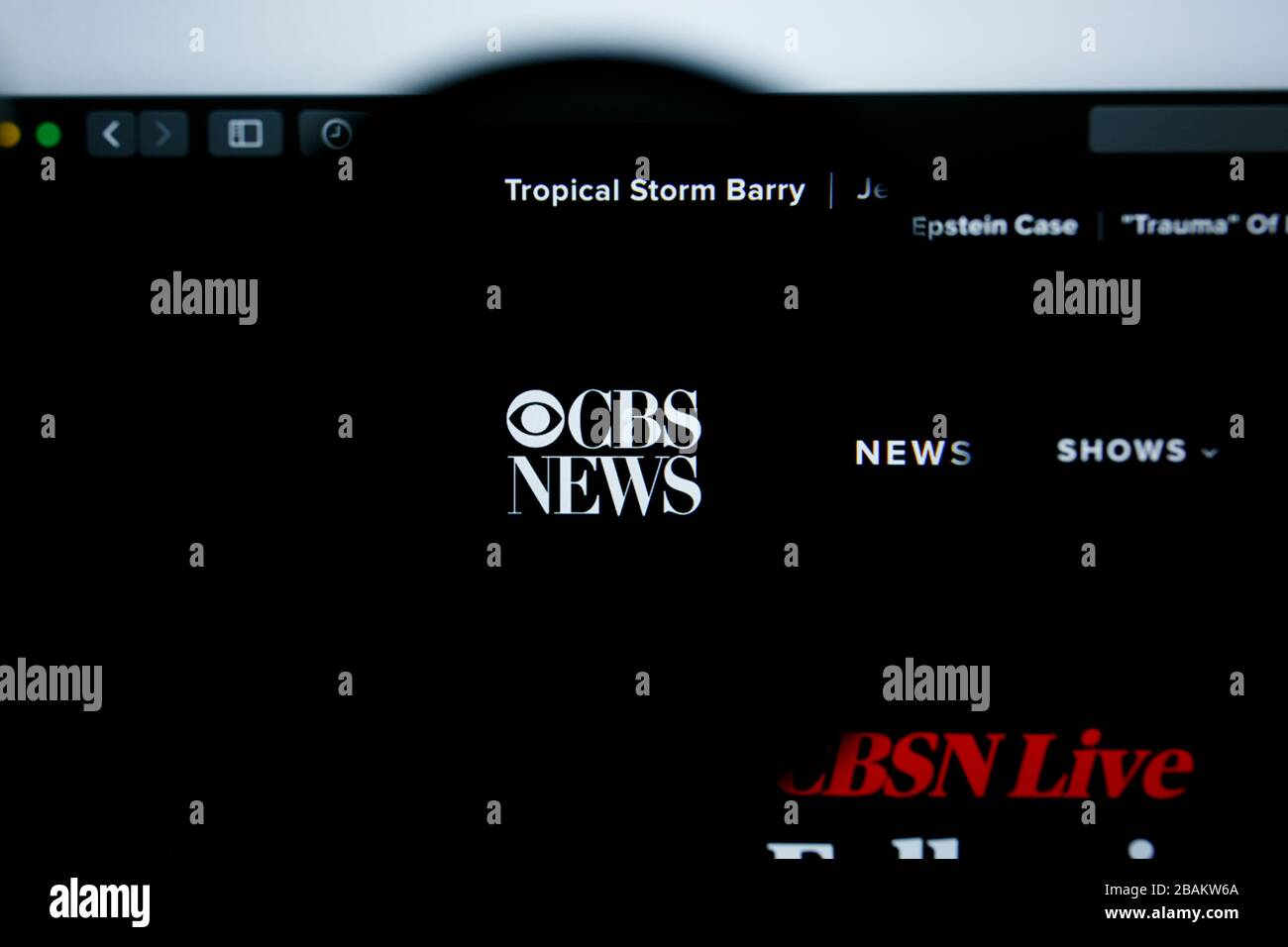 Los Angeles, Kalifornien, USA - 25. Juni 2019: Illustrative Editorial der CBS News Homepage. CBS News-Logo auf dem Display sichtbar Stockfoto