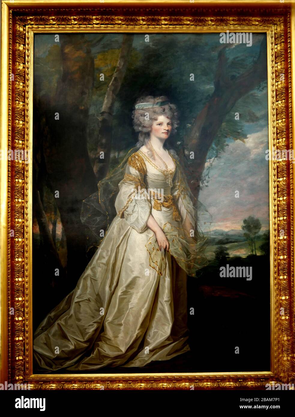 Lady Sunderland von Joshua Reynolds, eine Dame in der Gemaldegalerie, die sie in einer Chiffon-Schal und einer reichen Seidengarbe ziert und in eine "ideale" Landschaft gestellt hat. Stockfoto