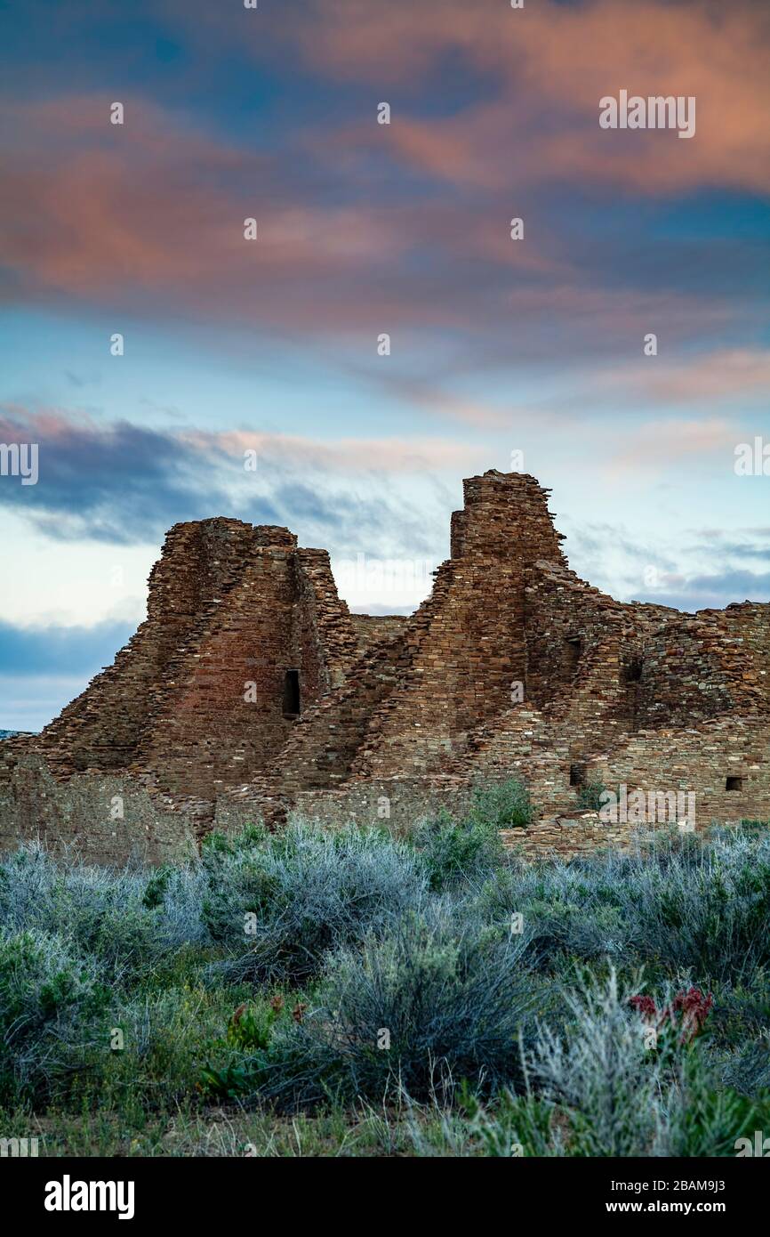 Verfallenen Mauern, Pueblo Bonito, Chaco Culture National Historical Park, New Mexiko USA Stockfoto