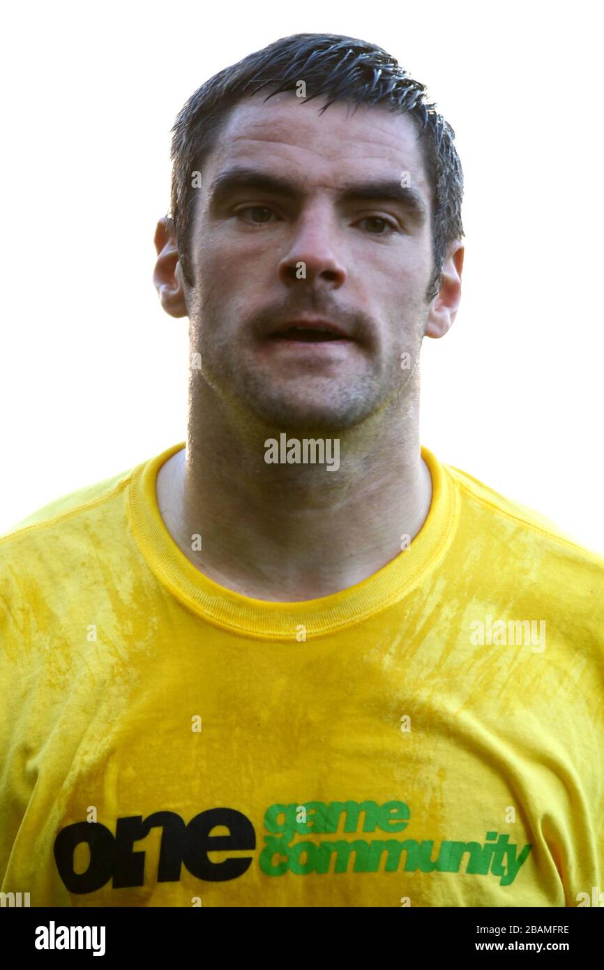 Blackpool Torhüter Matthew Gilks trägt ein "One Game, One Community" Kick IT Out Anti Racism T-Shirt Stockfoto