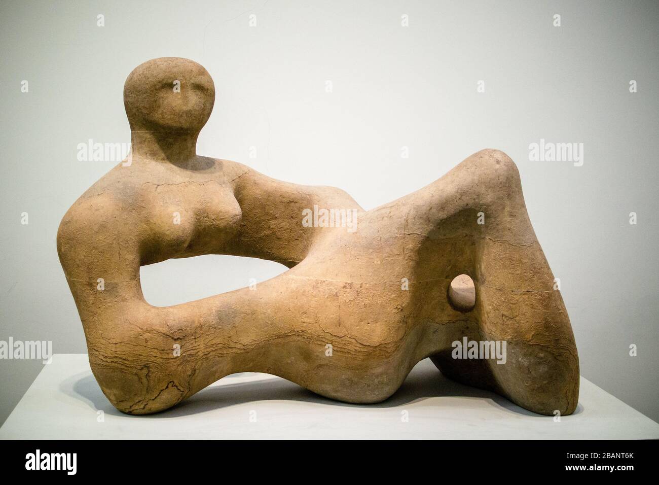 Liegerad Figur, 1938, Henry Moore - Tate Britain Stockfoto