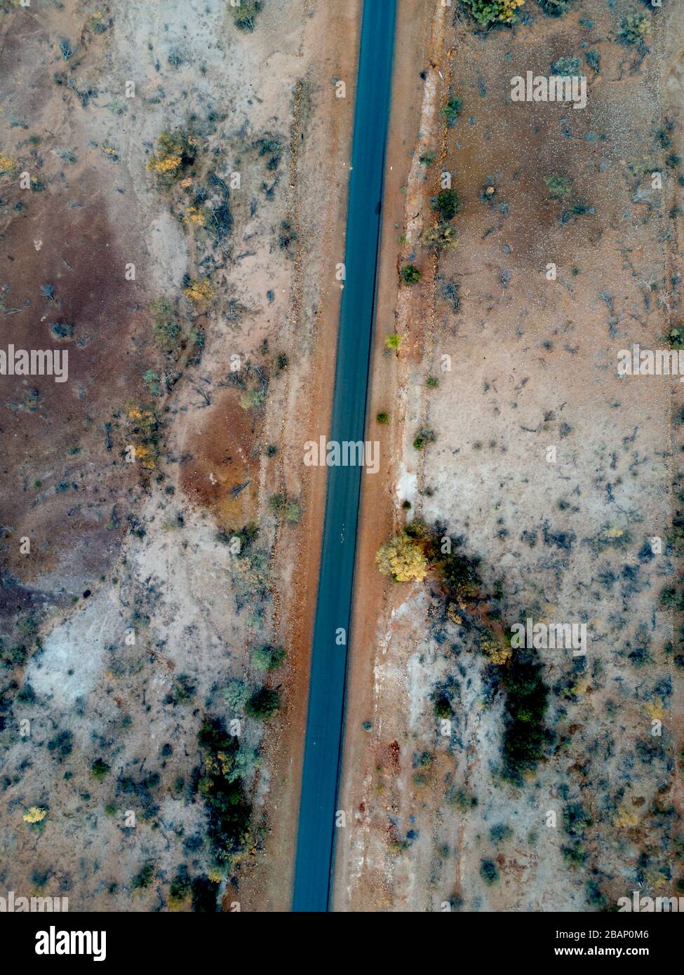 Aerial of Adventure Way Highway in der Nähe von Thargomindah Bulloo Shire Queensland Australien Stockfoto