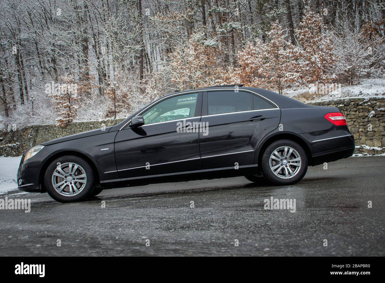 Schwarzer Metallischer Autolack Stockfotos Und Bilder Kaufen Alamy