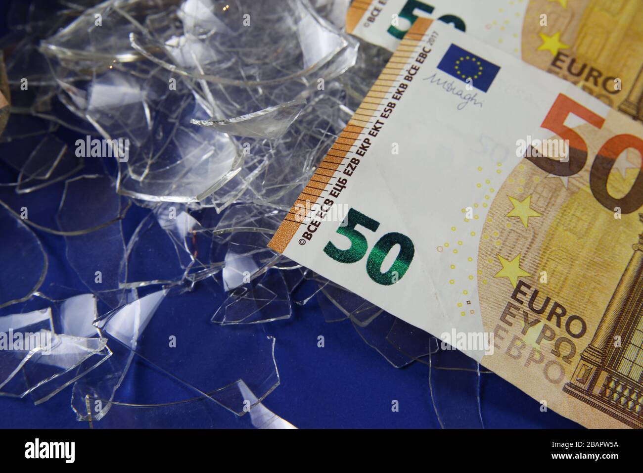 Zwei Scherben Stockfotos und -bilder Kaufen - Alamy