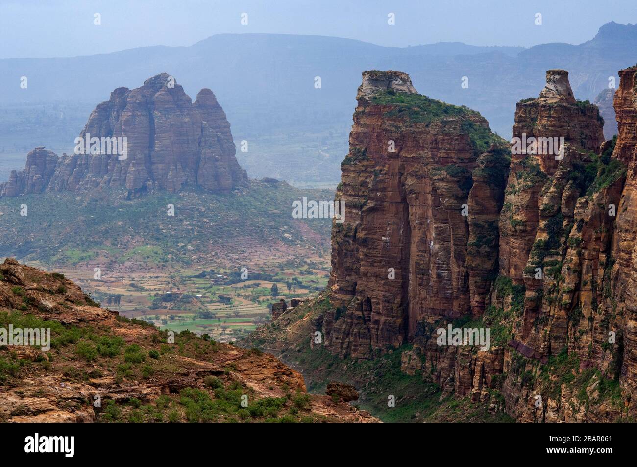 Landschaft in der Abuna Yemata Guh Felsenkirche und in den Gheralta-Bergen in der Hawzen Tigray Region Äthiopien Stockfoto