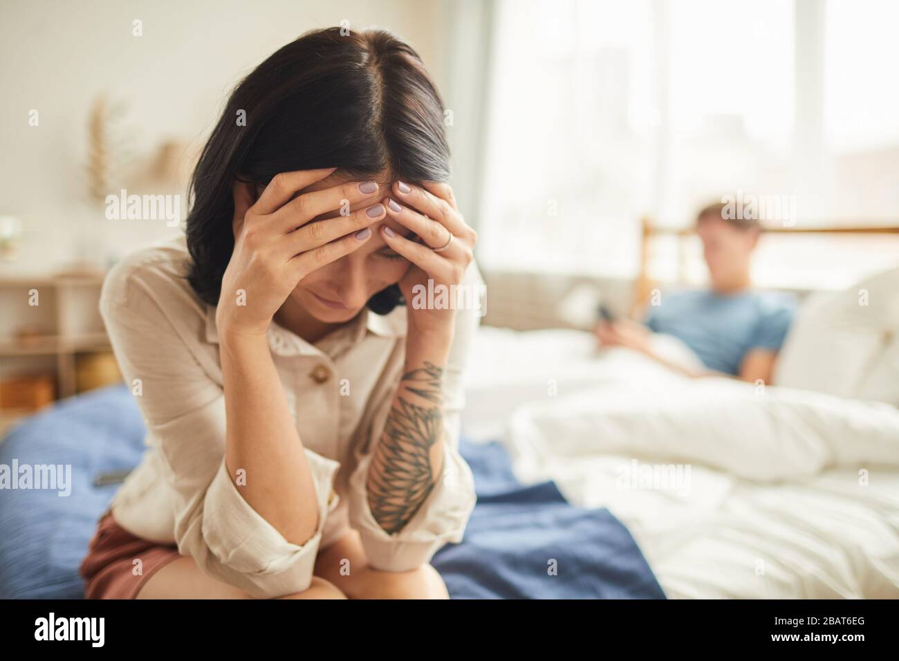 Weinen Deprimiert Stockfotos und bilder Kaufen Alamy