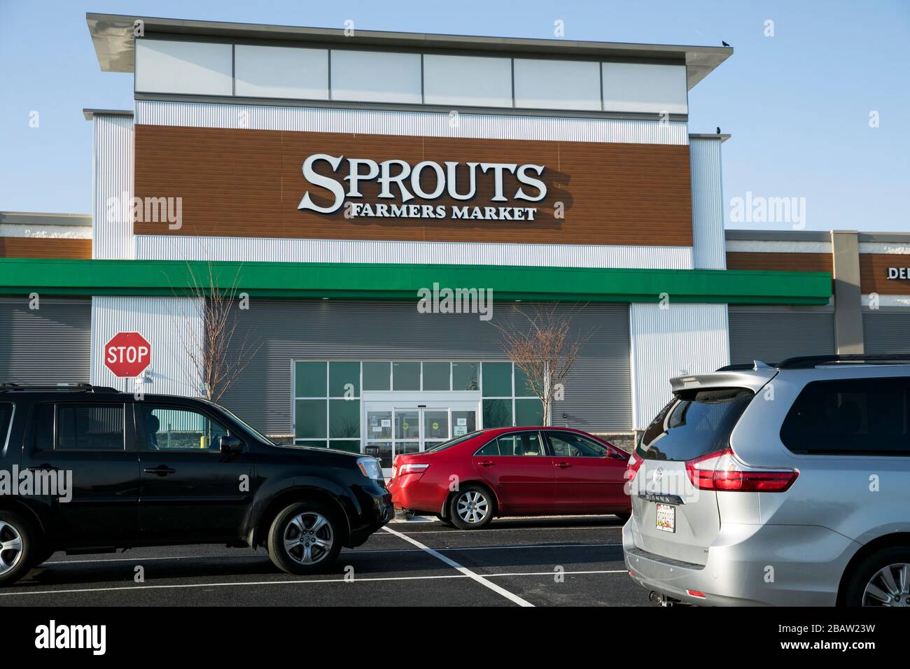 Ein Logo außerhalb eines Einzelhandelsgeschäftes auf dem Markt der Sprösslinge in Bel Air, Maryland, am 26. März 2020. Stockfoto