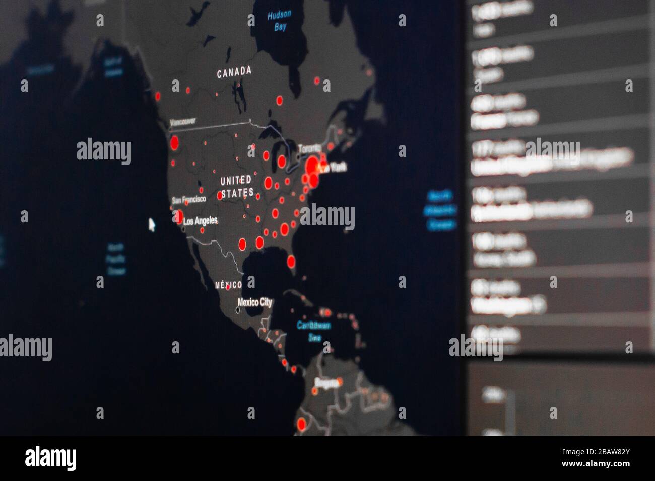 USA und Kanada Karte von Coronavirus, SARS-COV-2. Bestätigte Fälle von Coronavirus-Krankheit in der Welt. Berichte weltweit über COVID-19-Verbreitung Stockfoto