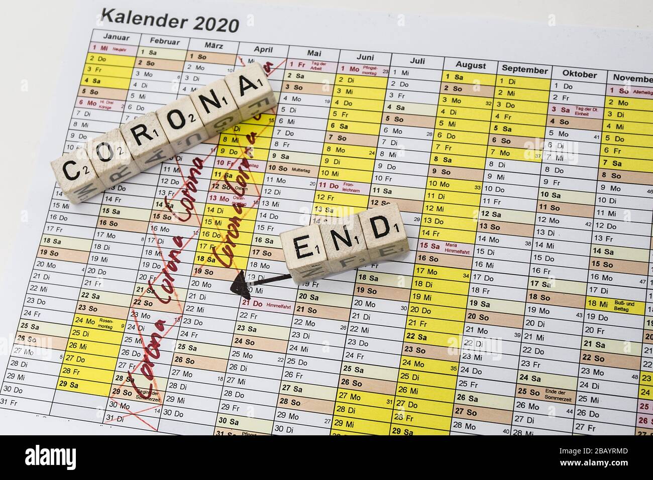 Bamberg, Deutschland. März 2020. Bamberg, 29. März 2020: Symbolische Bilder - Coronavirus - 29.03.2020 Corona/Coronvirus/Virus/Covid 19/Finance/Bankrott/Credit/Pay Credit/Capital Loan/Save/Short-time work/Personal Conkurs/World/Economy/Banks/Debt/Redemption/Care/People/Ruin/at home/Consumer Credit/Help/Short-off Credit am 20. April/Ende des weltweiten Besuches/12. April/dpa/12. April Stockfoto