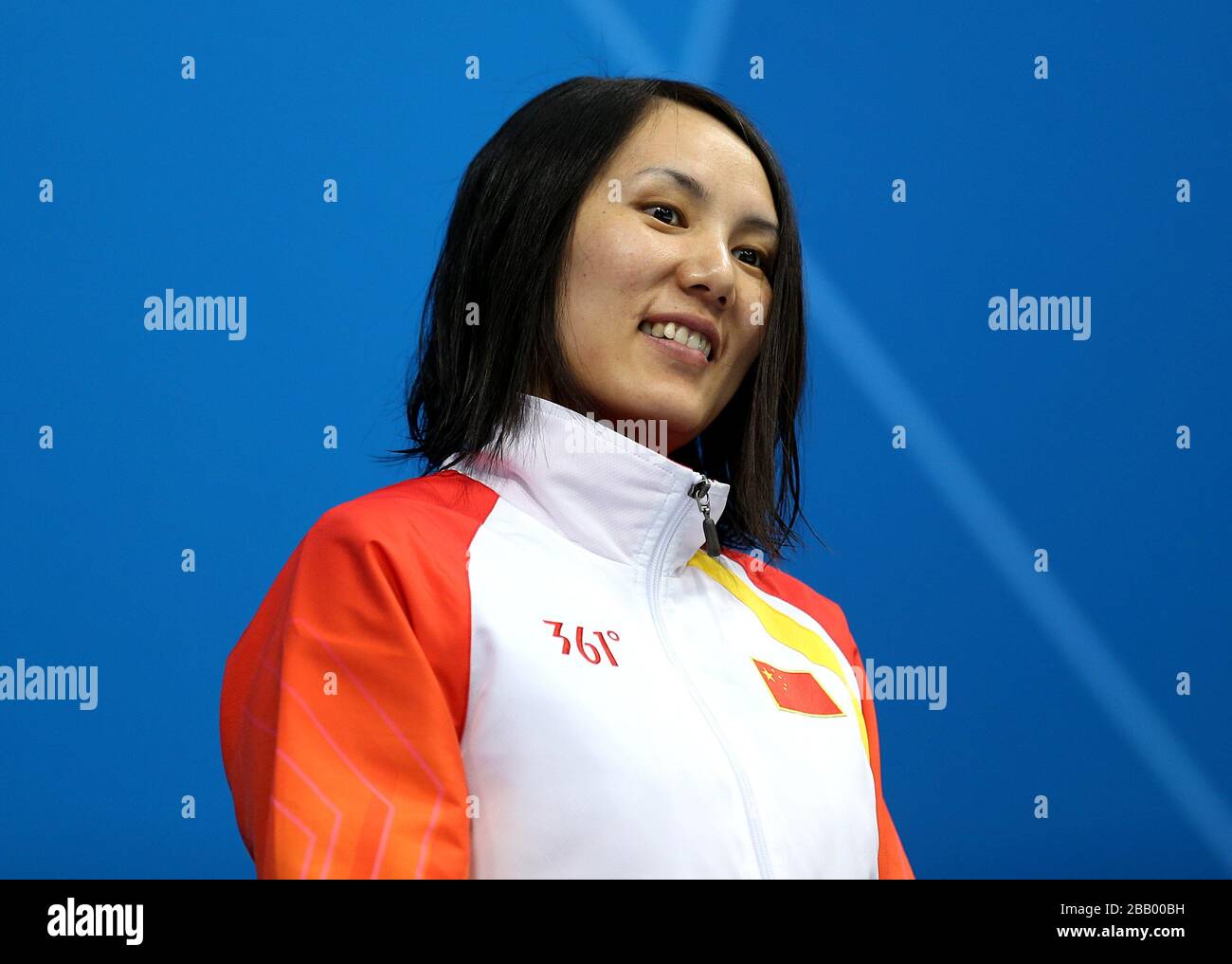 Chinas Min Huang auf dem Podium, nachdem sie die Bronzemedaille im 200-m-Indy-Medley-SM7-Finale der Frauen im Aquatics Center in London gewonnen hatte. Stockfoto