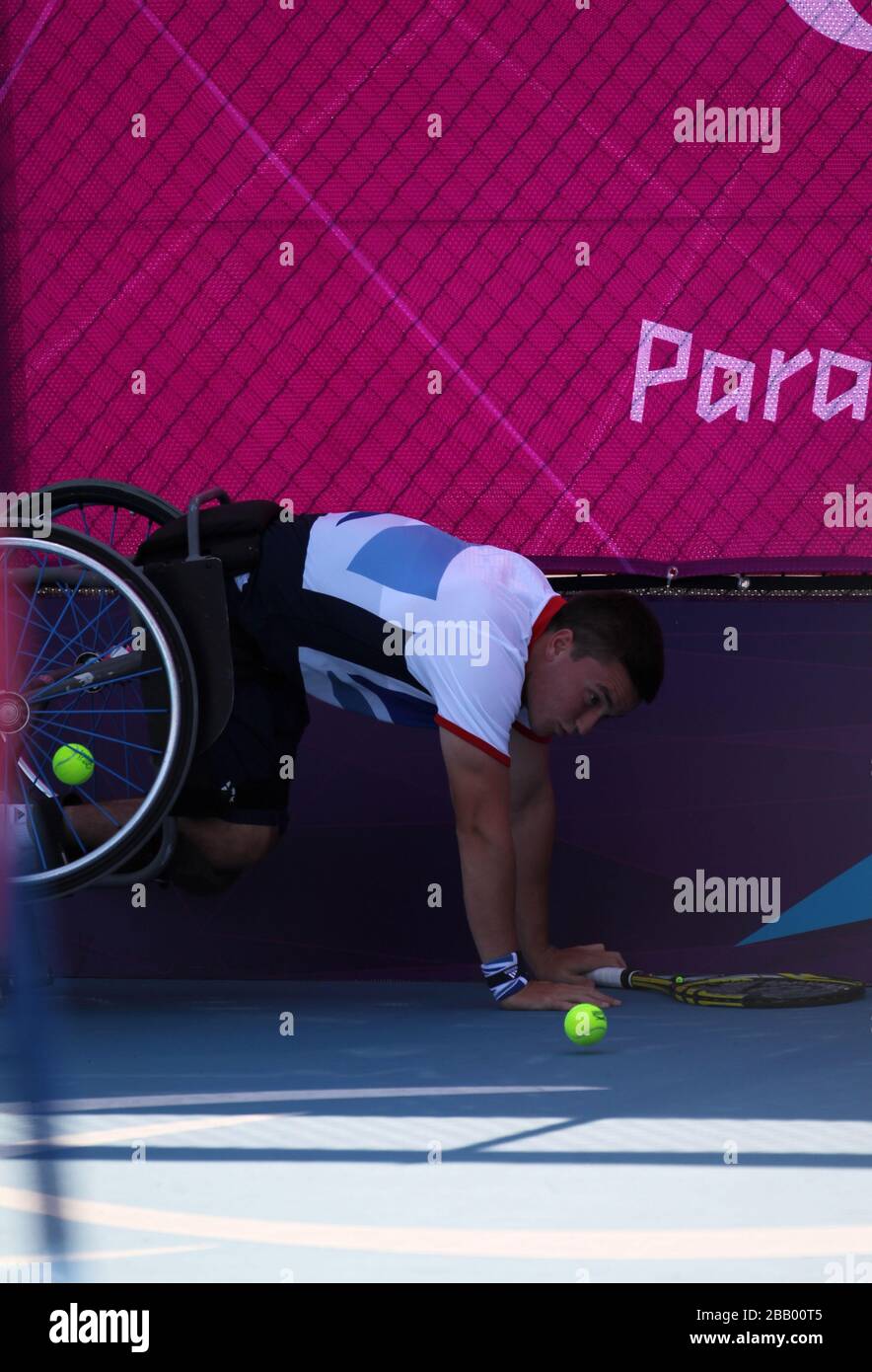 Großbritanniens Gordon Reid während des Herrendoppels um Platz 16 im Eton Manor. Stockfoto