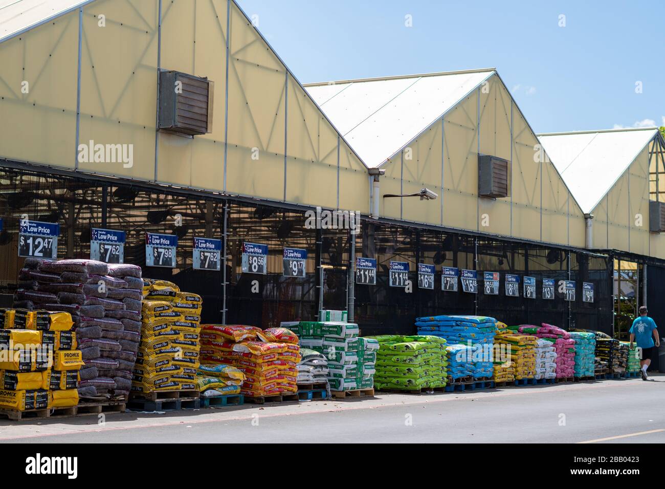 Walmart Garden Center in Maui, Hawaii während der Covid-19-Pandemie Stockfoto