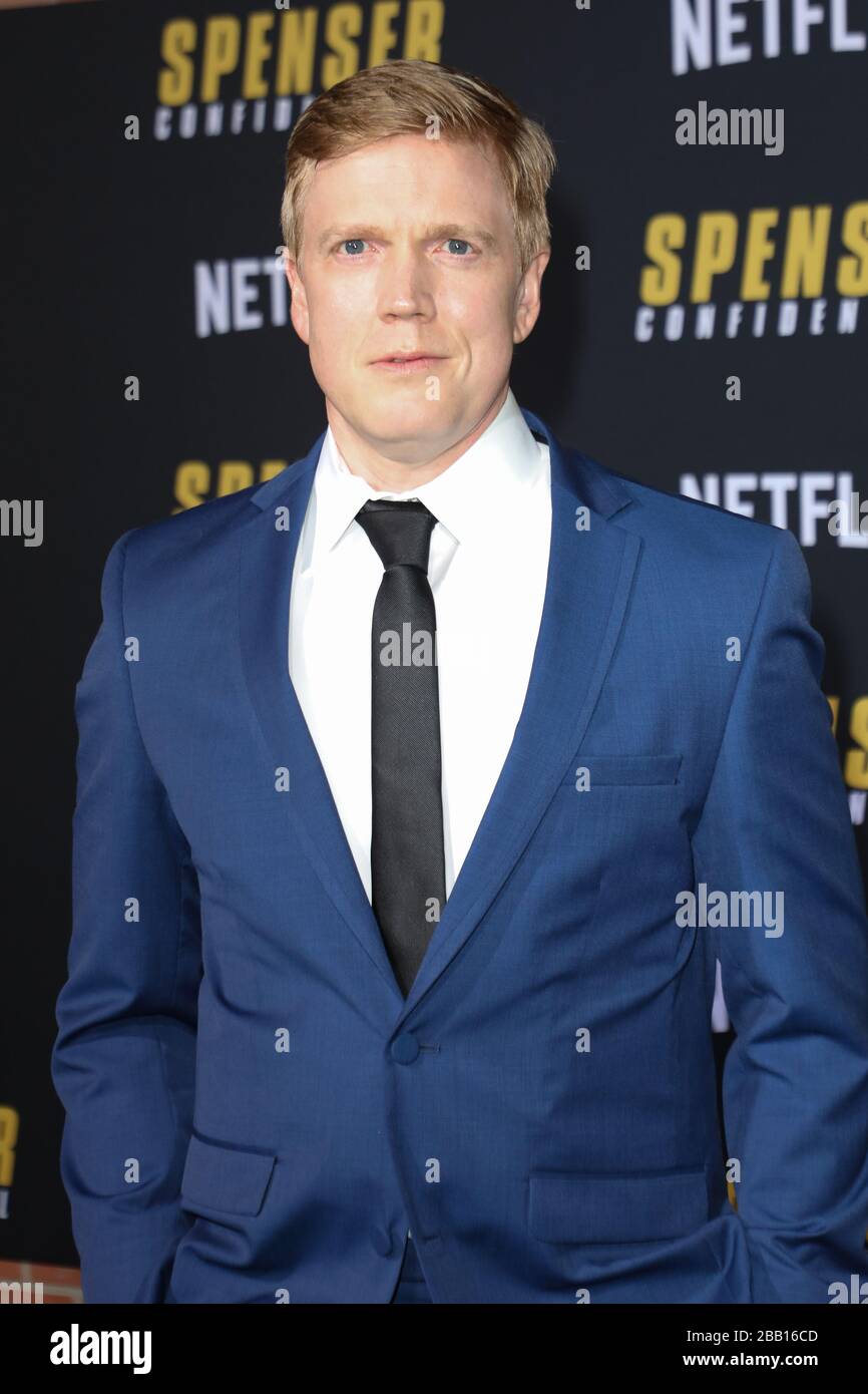 Premiere von Netflix's "Spenser Confidential" im Regency Village Theatre in Los Angeles am 27. Februar 2020 mit: Dustin Tucker Where: Los Angeles, Kalifornien, Vereinigte Staaten When: 27. Februar 2020 Credit: Sheri Determan/WENN.com Stockfoto