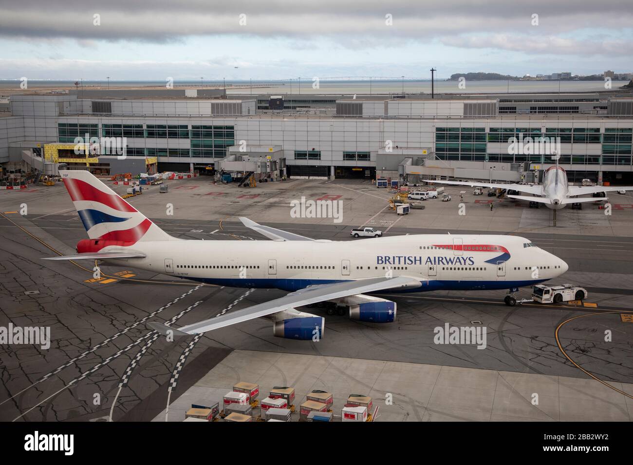 Eine British Airways 747 wird am Freitag, den 27. September 2019 in San Francisco, USA, von ihrem Flugsteig am San Francisco International Airport (SFO) zurückgedrängt. (Foto von IOS/Espa-Images) Stockfoto