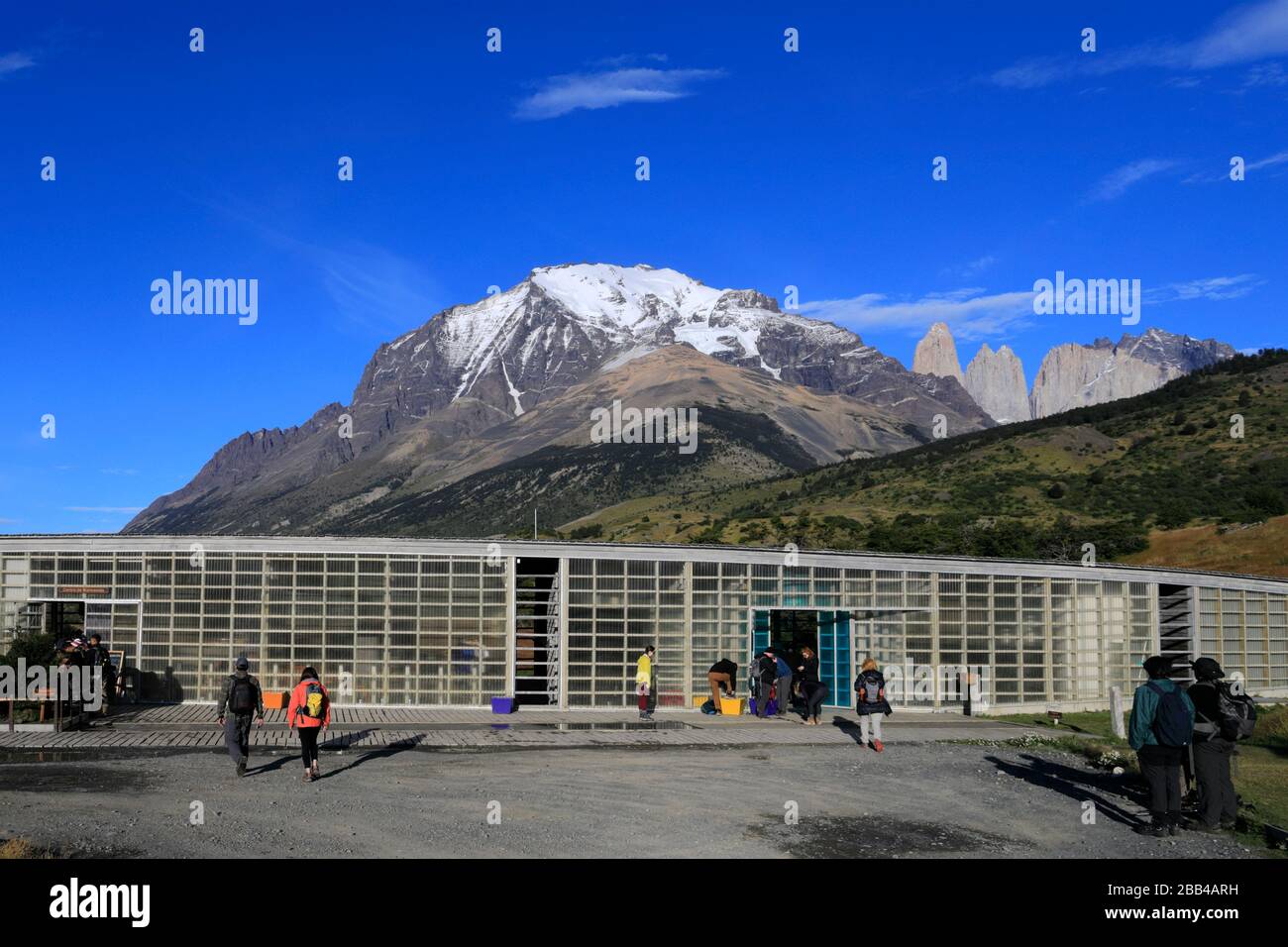 Das Besucherzentrum, der Nationalpark Torres del Paine, die Region Magallanes, Patagonien, Chile, Südamerika Stockfoto