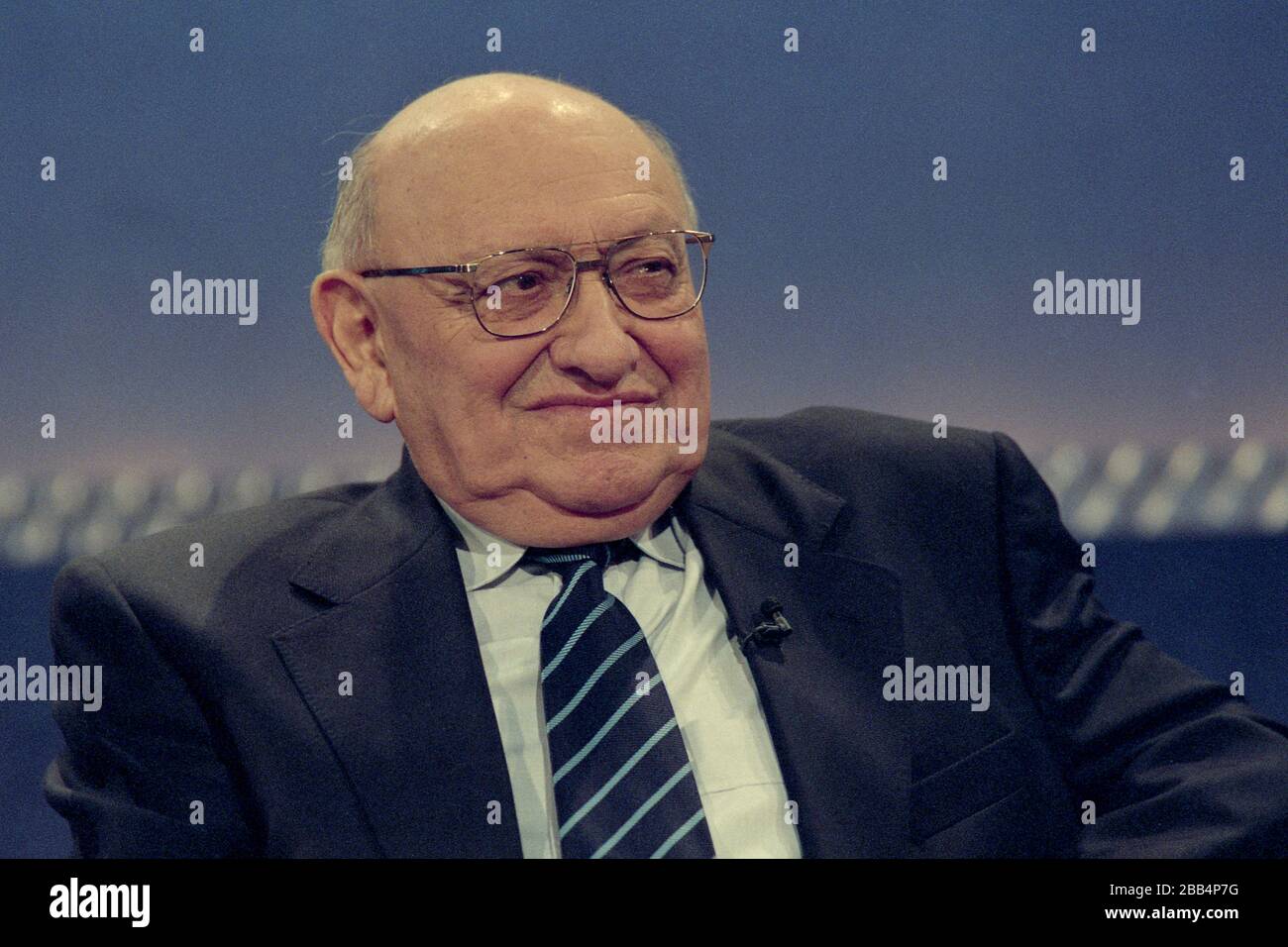 Köln, Deutschland. Februar 2000. Marcel REICH-RANICKI, Deutschland, Literaturkritiker, Autor, Porträt, Porträt, Porträt, Einzelbild, Einzelmotiv, Köln, 20.02.2000, © Nutzung Worldwide Credit: Dpa/Alamy Live News Stockfoto