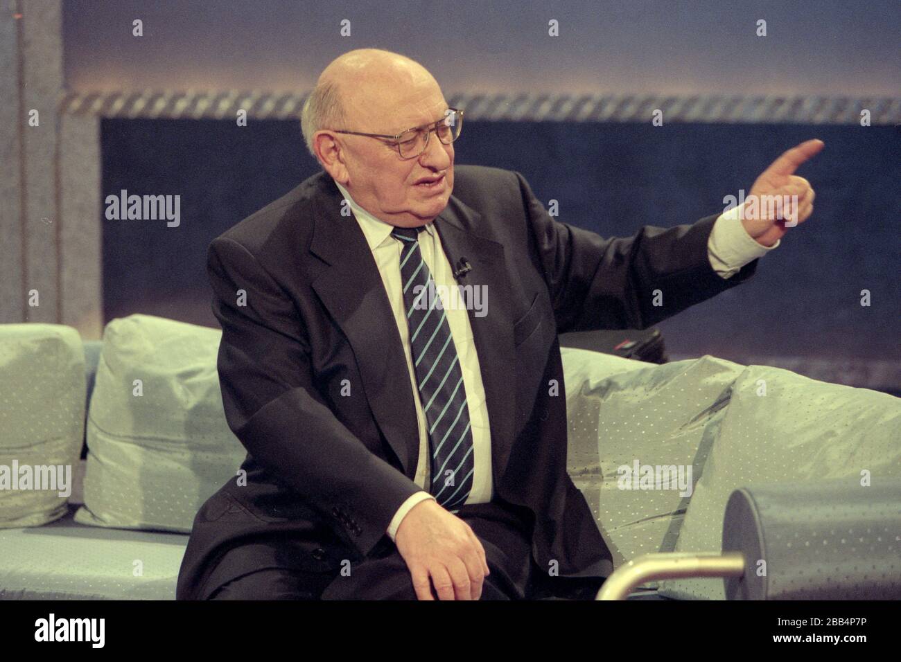 Köln, Deutschland. Februar 2000. Marcel REICH-RANICKI, Deutschland, Literaturkritiker, Autor, Porträt, Porträt, Porträt, Einzelbild, Einzelmotiv, Köln, 20.02.2000, © Nutzung Worldwide Credit: Dpa/Alamy Live News Stockfoto