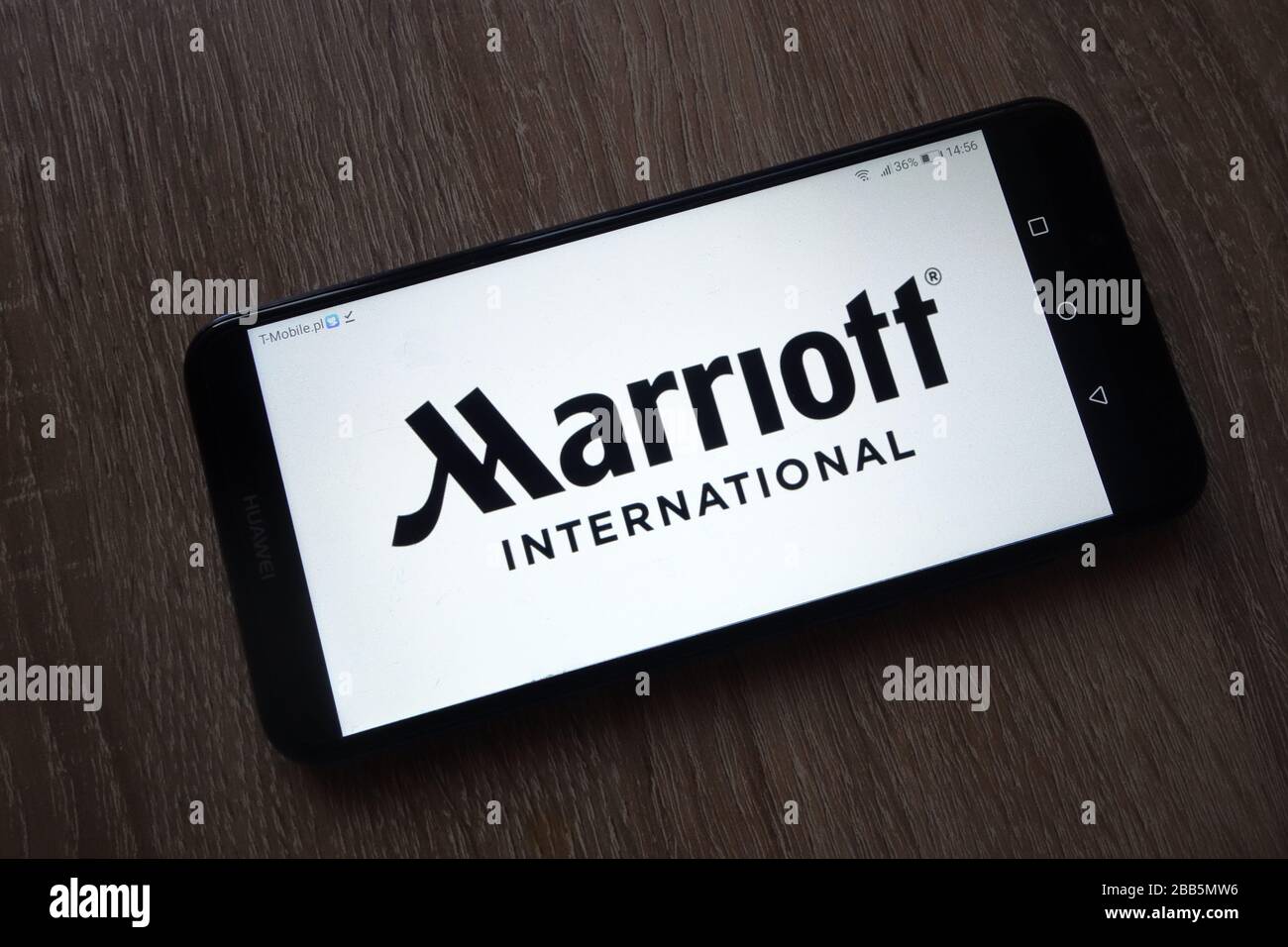 Das Logo von Marriott International, Inc. Wird auf dem Smartphone angezeigt. Marriott International ist ein amerikanisches multinationales, diversifiziertes Hotelunternehmen Stockfoto