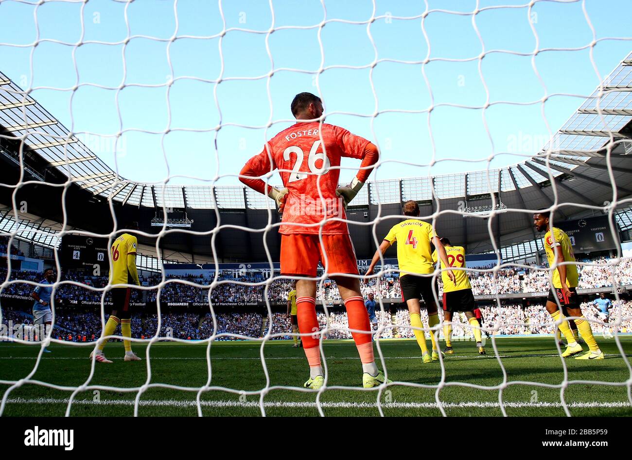 Watford-Torhüter Ben Foster (Center) erscheint niedergeschlagen, nachdem der Manchester-City-Spieler Nicolas Otamendi (nicht im Rahmen) das fünfte Tor seiner Mannschaft erzielt hat Stockfoto