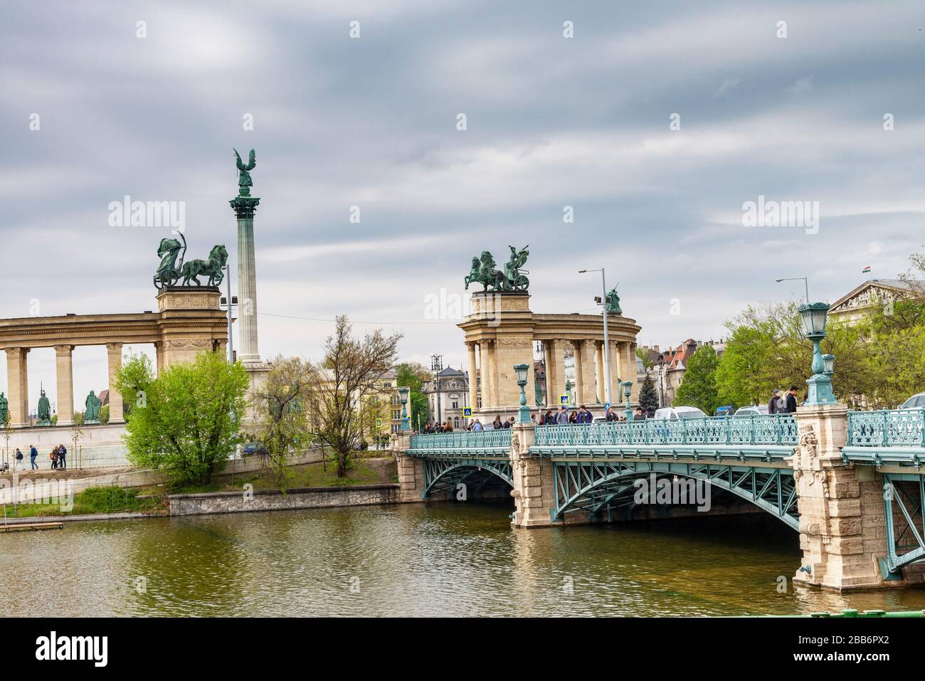 Blick auf den Heldenplatz in Budapest Stockfoto