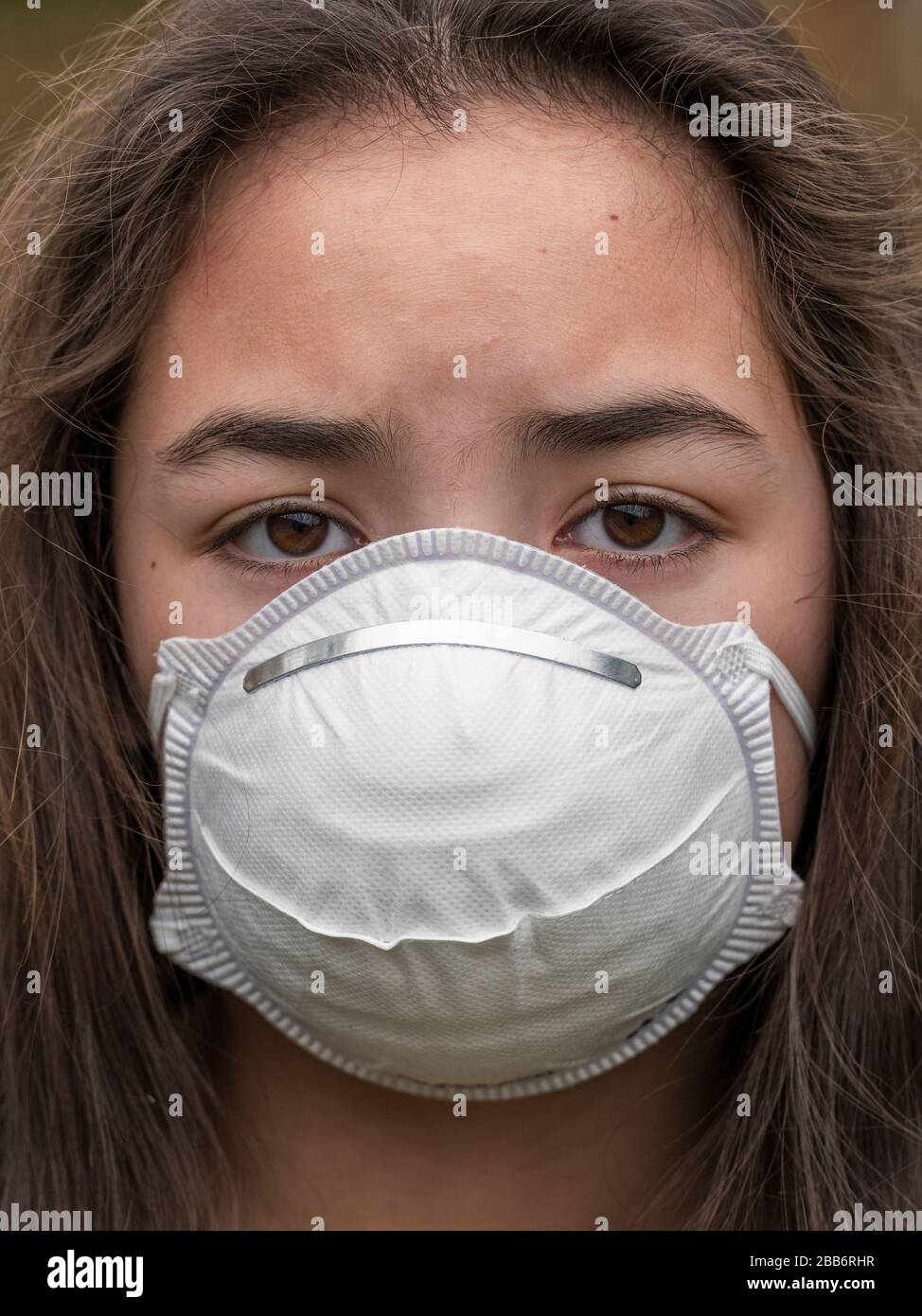 Globale Pandemie, Maske Für Kinder Stockfoto