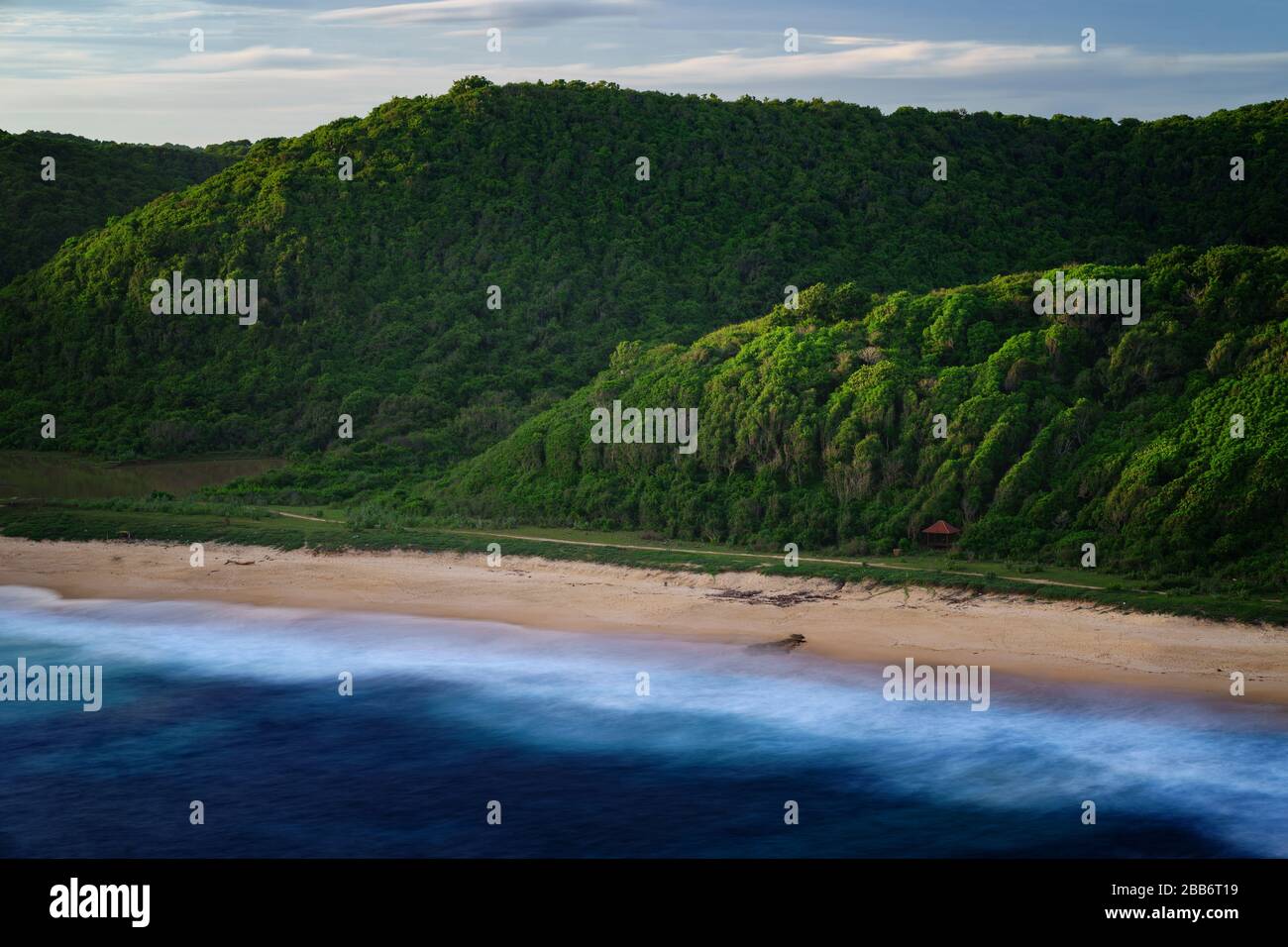 Strand von Bile Sayak, Naturpark Gunung Tunak, Kuta Mandalika, Indonesien Stockfoto