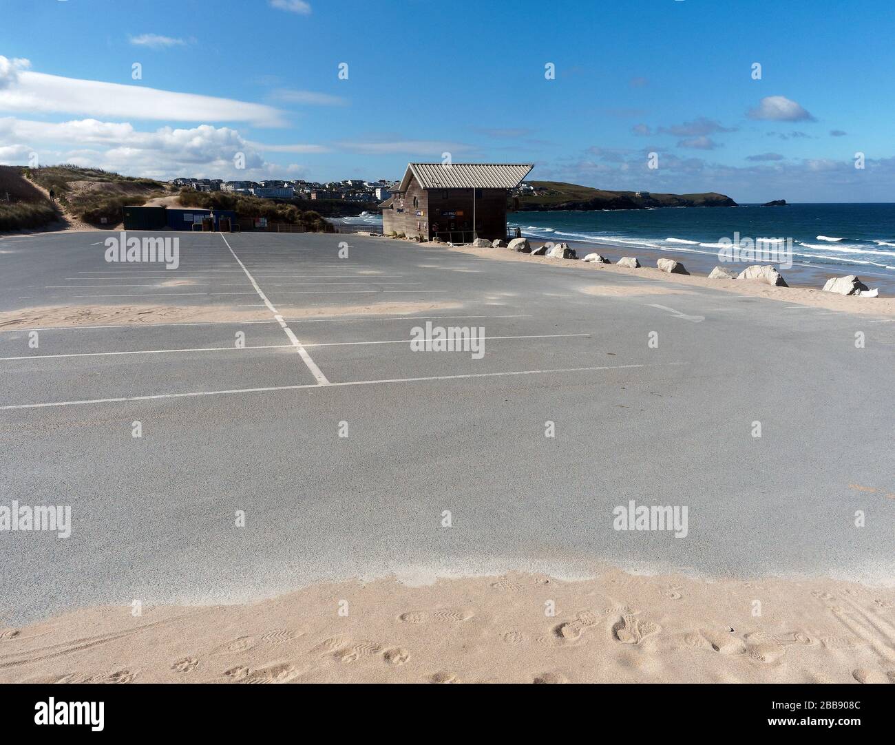 Newquay, Cornwall, Großbritannien, 30. März 2020. Covid 19, eingelassener Strand, Rick Steins, Fistral Beach Bar, The Fish House Fistral Beach Complex, Newquay Cornwal Stockfoto