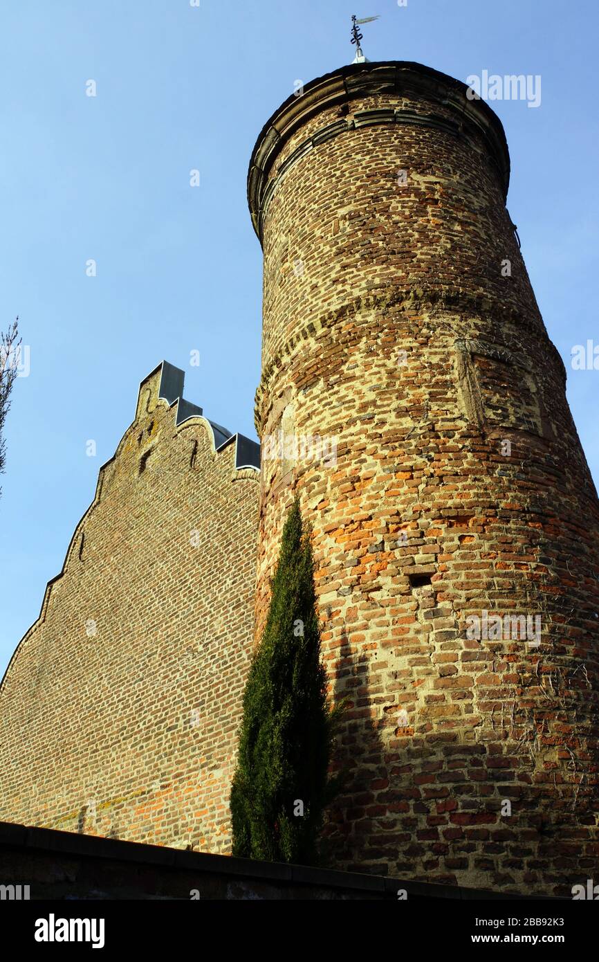 Eulenturm, historischer Ort von Alt-Kaster, Bedburg, Nordrhein ...