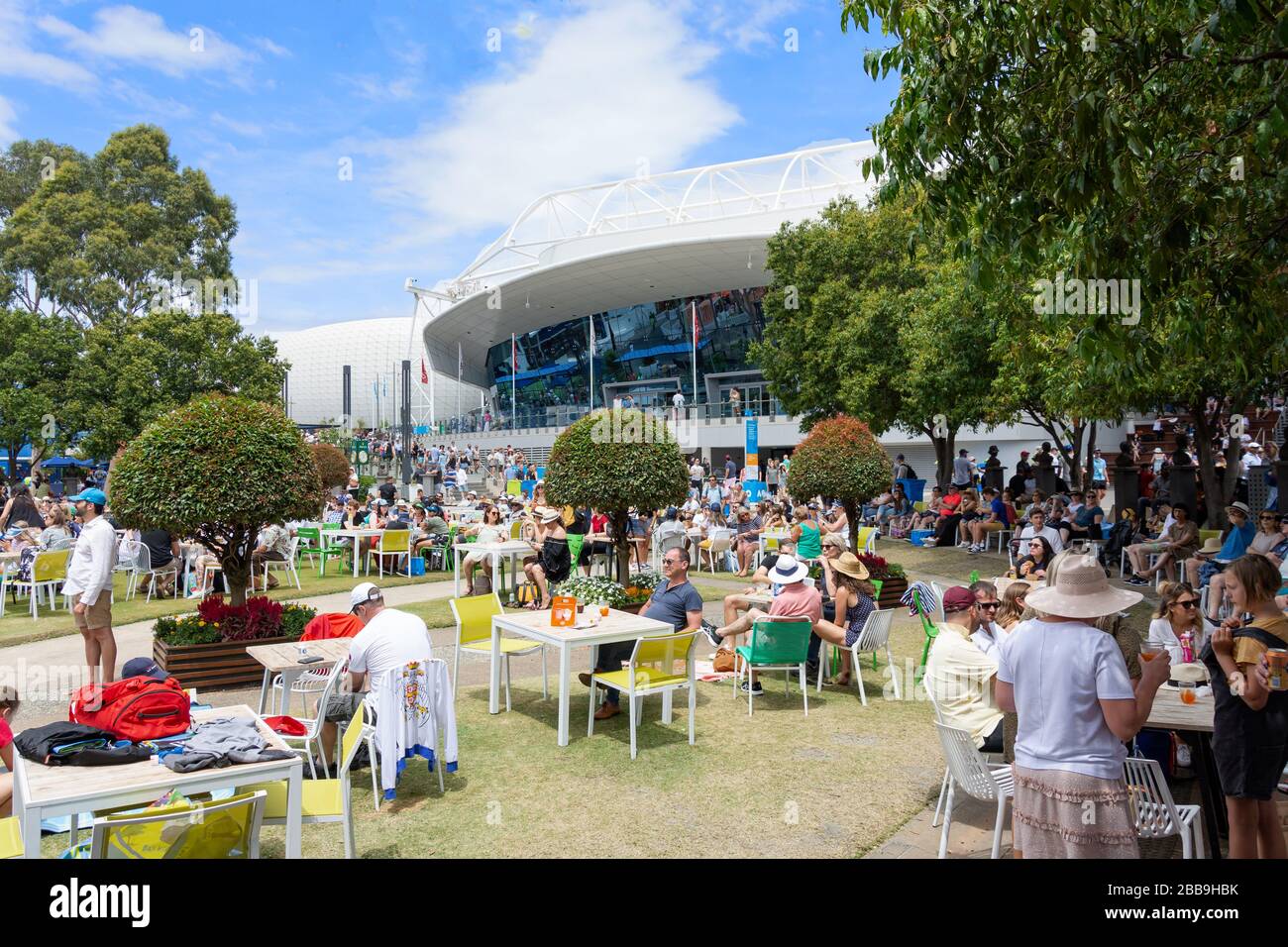Garden Square und Rod Laver Arena im Melbourne Open 2020 Tennisturnier, City Central, Melbourne, Victoria, Australien Stockfoto