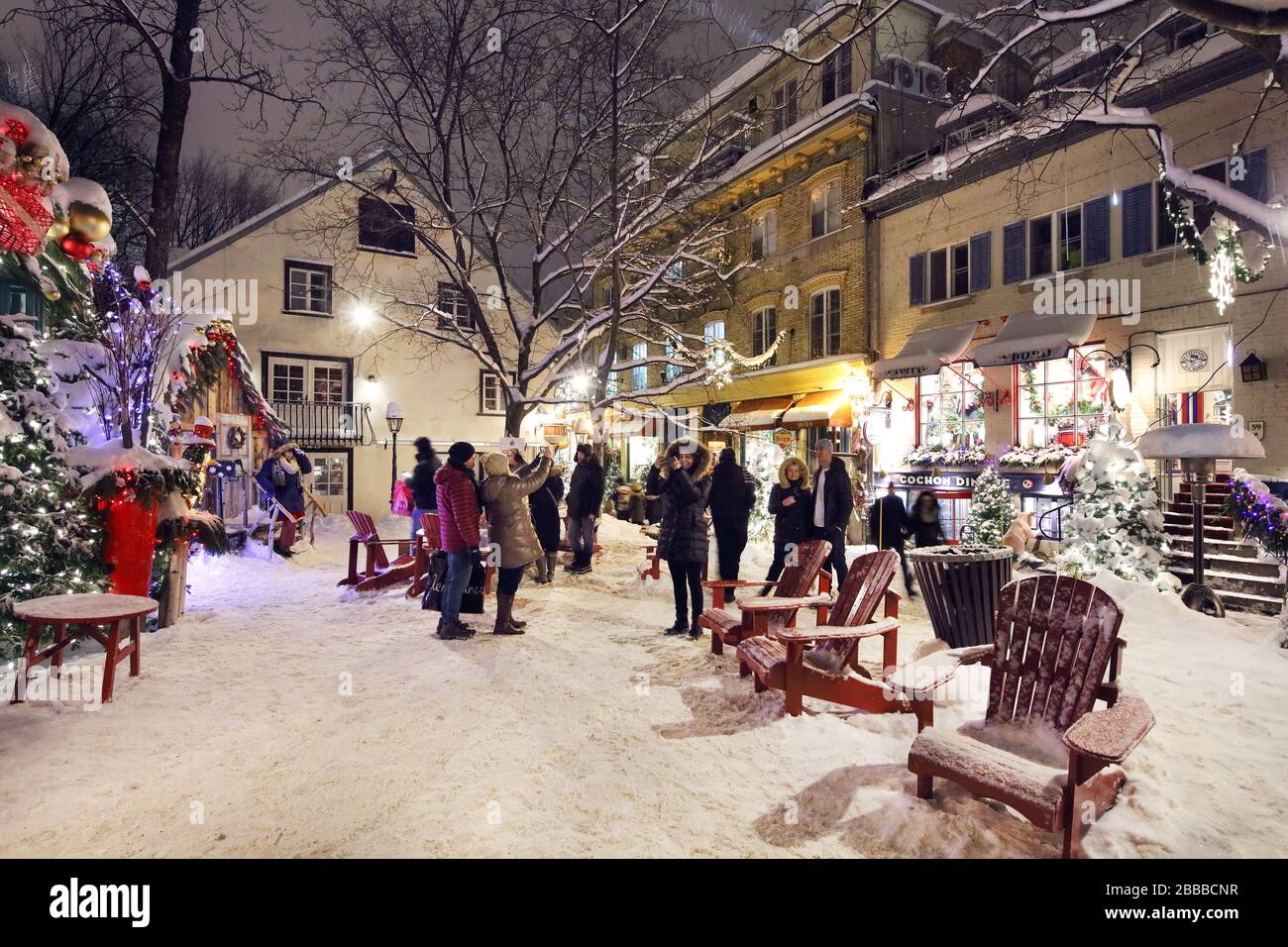 Die Rue Petit Champlain, eine Fußgängerzone, die bei Touristen und Einheimischen sehr beliebt ist und sich in der unteren Stadt Quebecs, Quebec City, Quebec, Kanada befindet Stockfoto