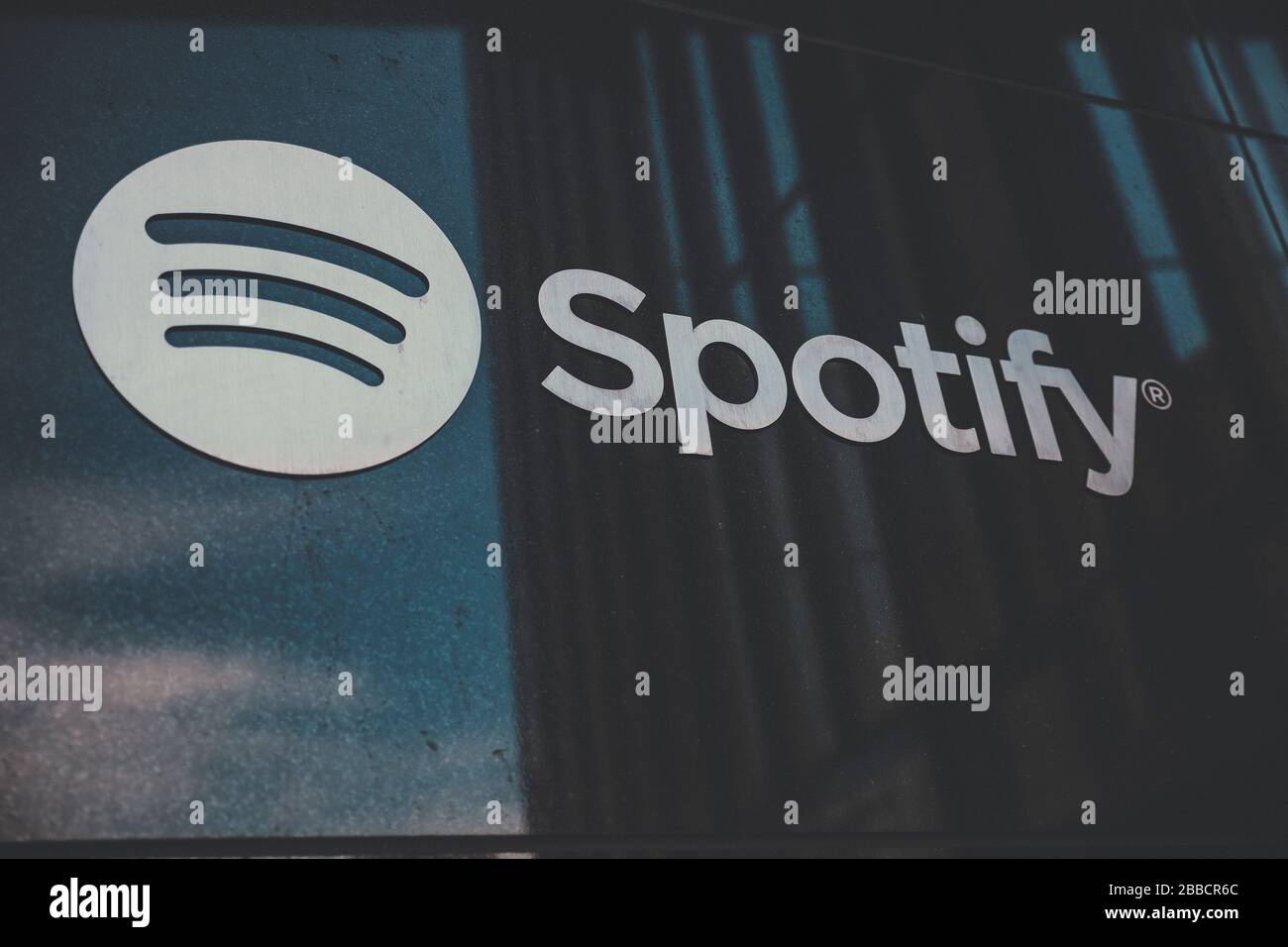 Spotify Melden Sie Sich In New York An Stockfoto
